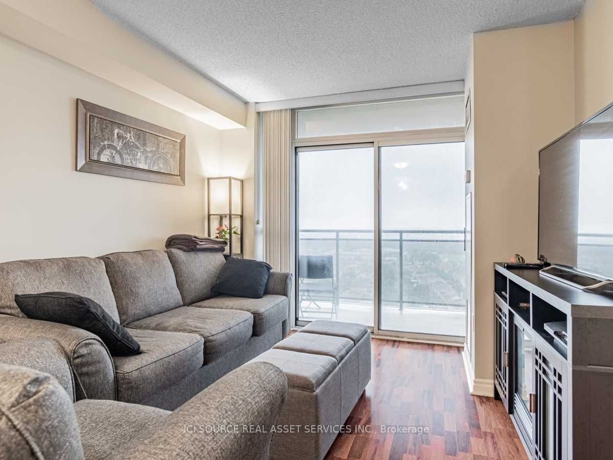 55 Strathaven Drive 1803, Mississauga, ON L5R 4G9 photo 3