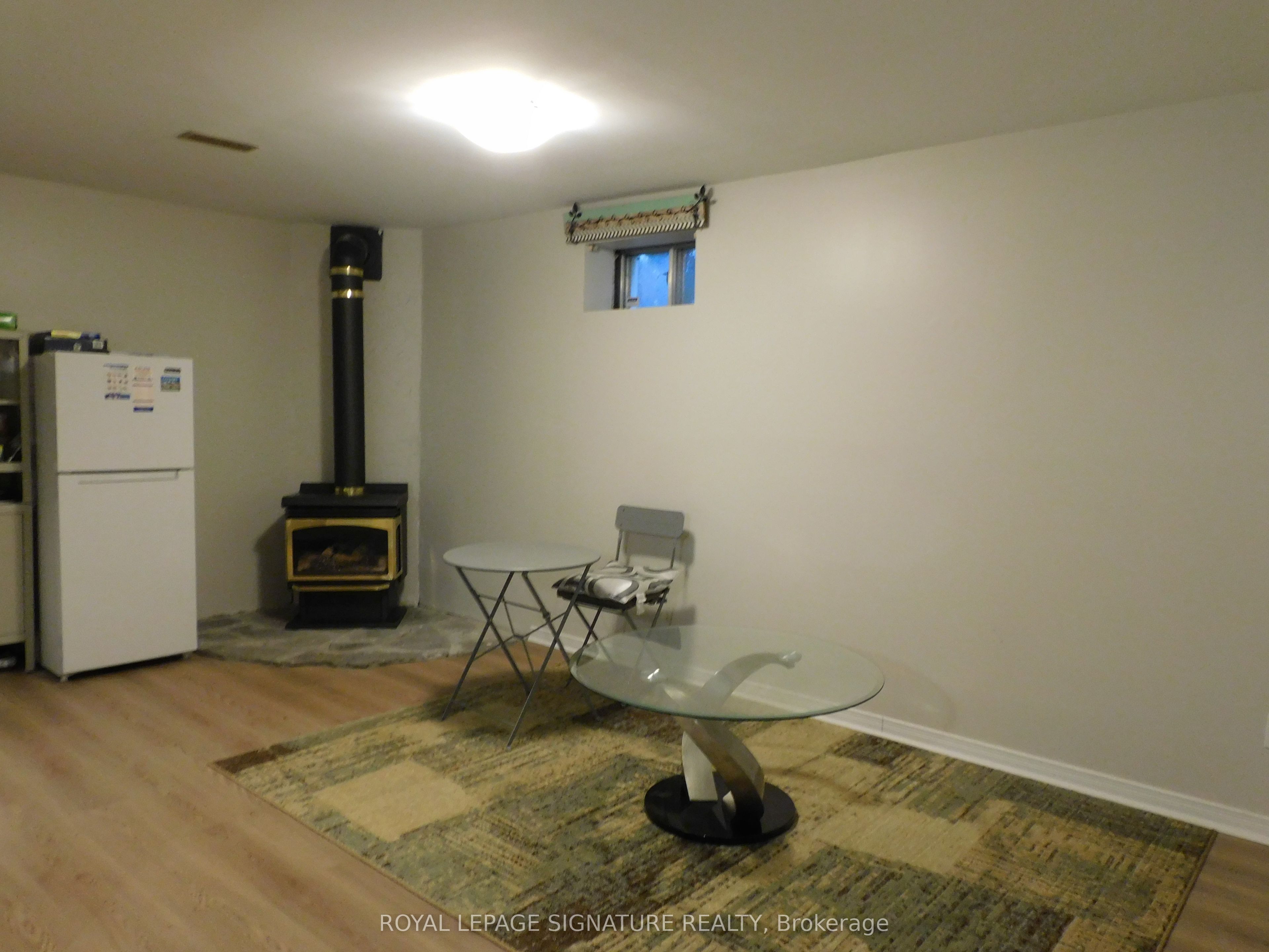 1132 Queen Street W, Mississauga, ON L5H 4K2