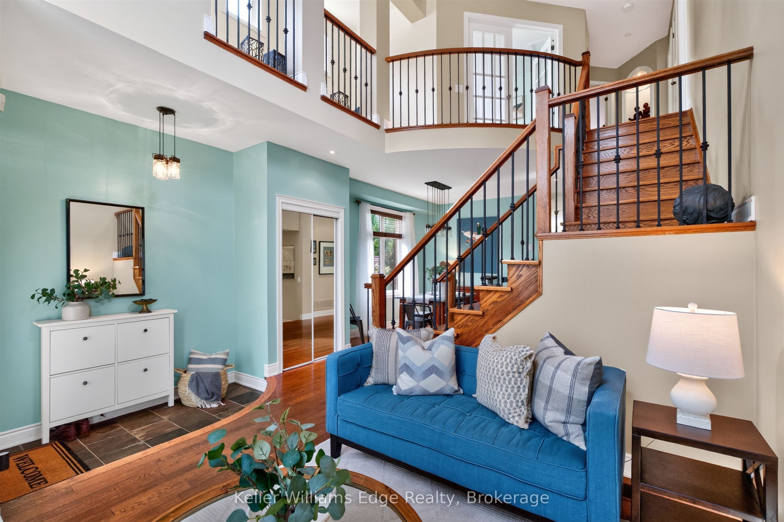 3416 Hayhurst Crescent, Oakville, ON L6L 6W9 photo 4