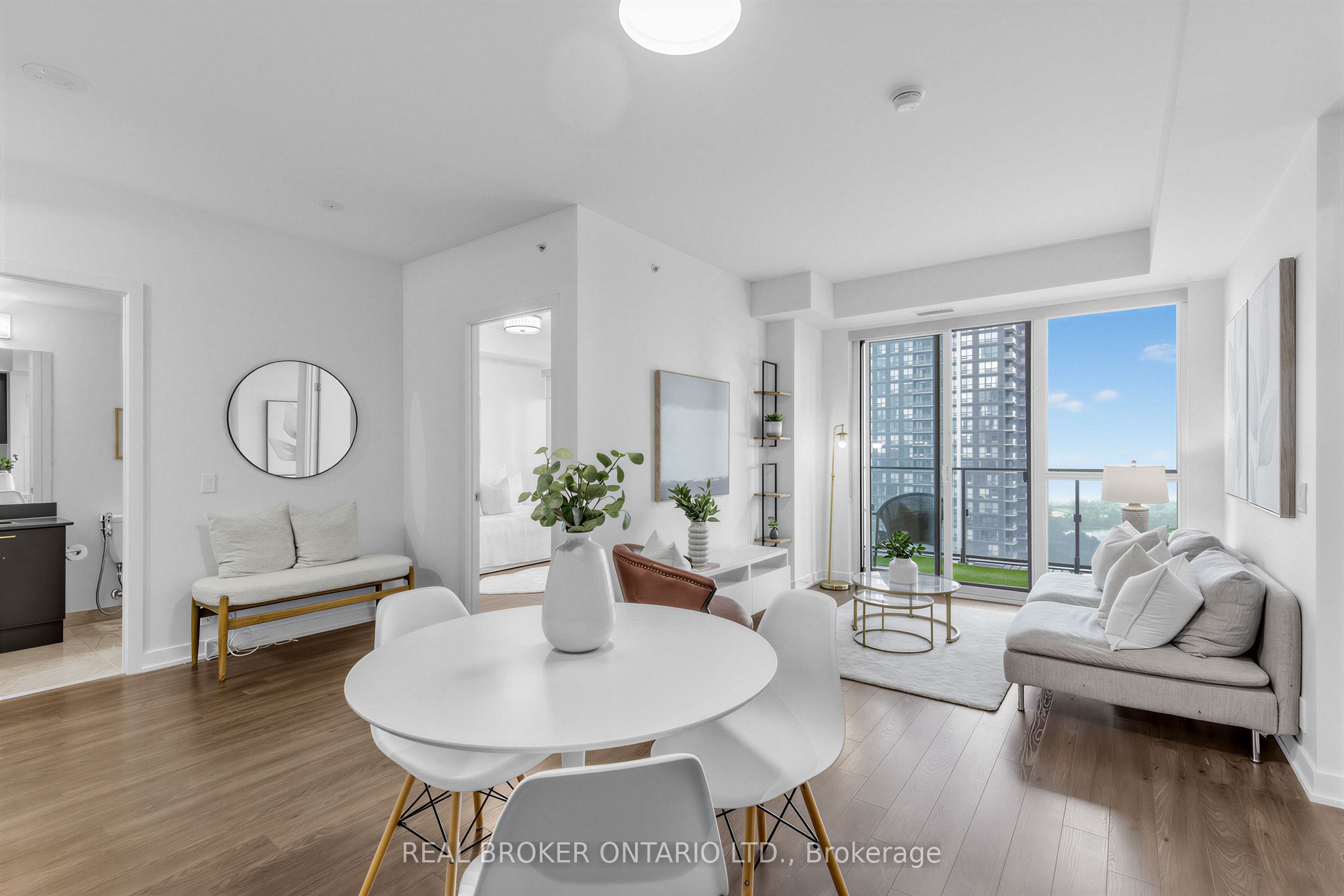 10 Park Lawn Road 1910, Toronto, ON M8V 0H9 photo 5