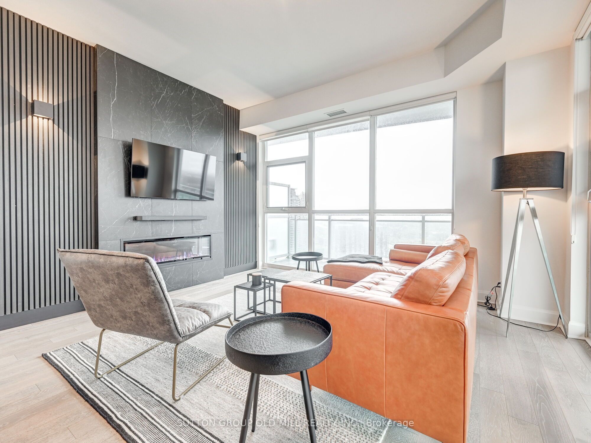 33 Shorebreeze Drive Lph3704, Toronto, ON M8V 0G1