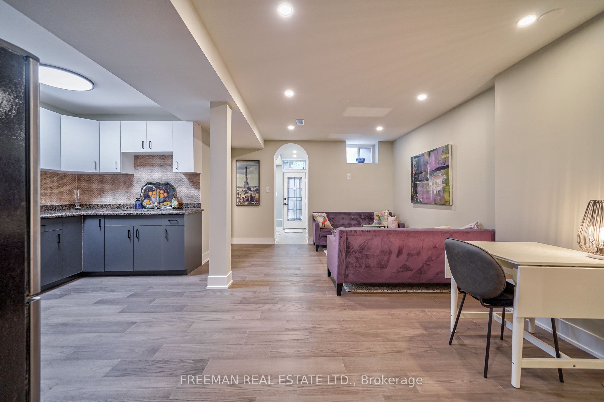 351 Windermere Avenue B, Toronto, ON M6S 3L1 photo 4