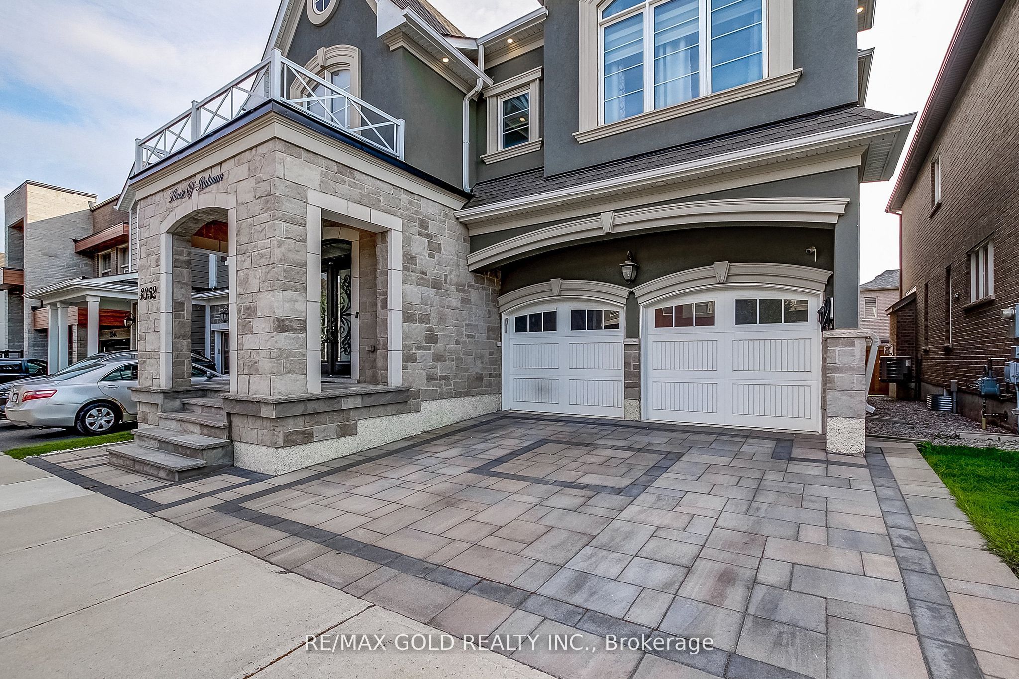 3352 Vernon Powell Drive, Oakville, ON L6H 0Y4 photo 3