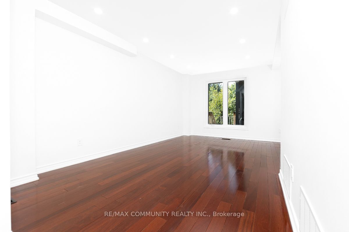4066 Bishopstoke Lane, Mississauga, ON L4Z 1M6 photo 4