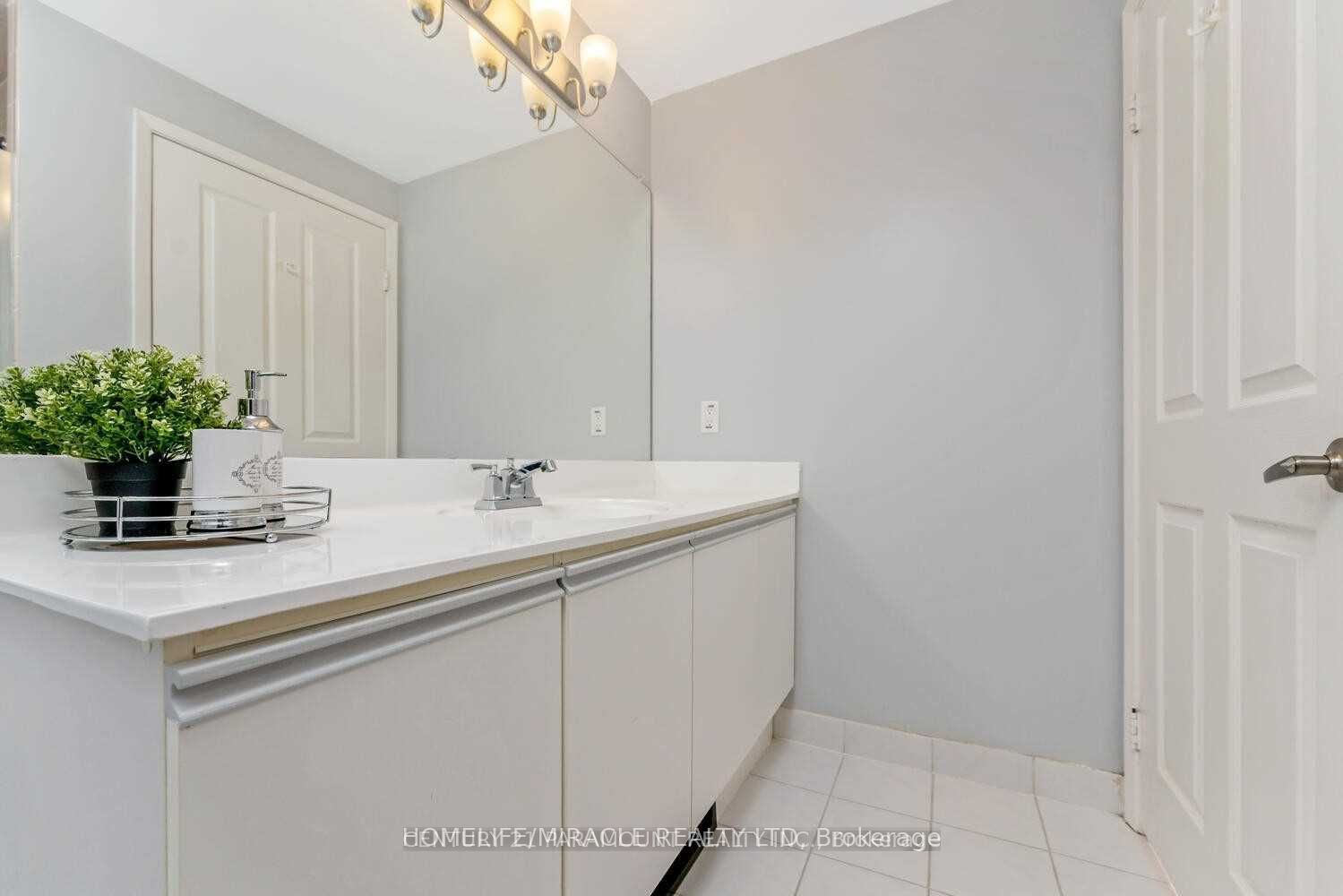2199 Sixth Line 418, Oakville, ON L6H 5V3 photo 4
