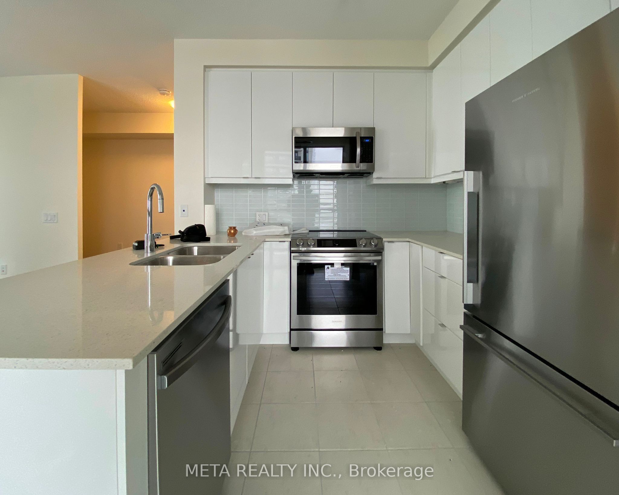 50 Thomas Riley Road 717, Toronto, ON M9B 0C5