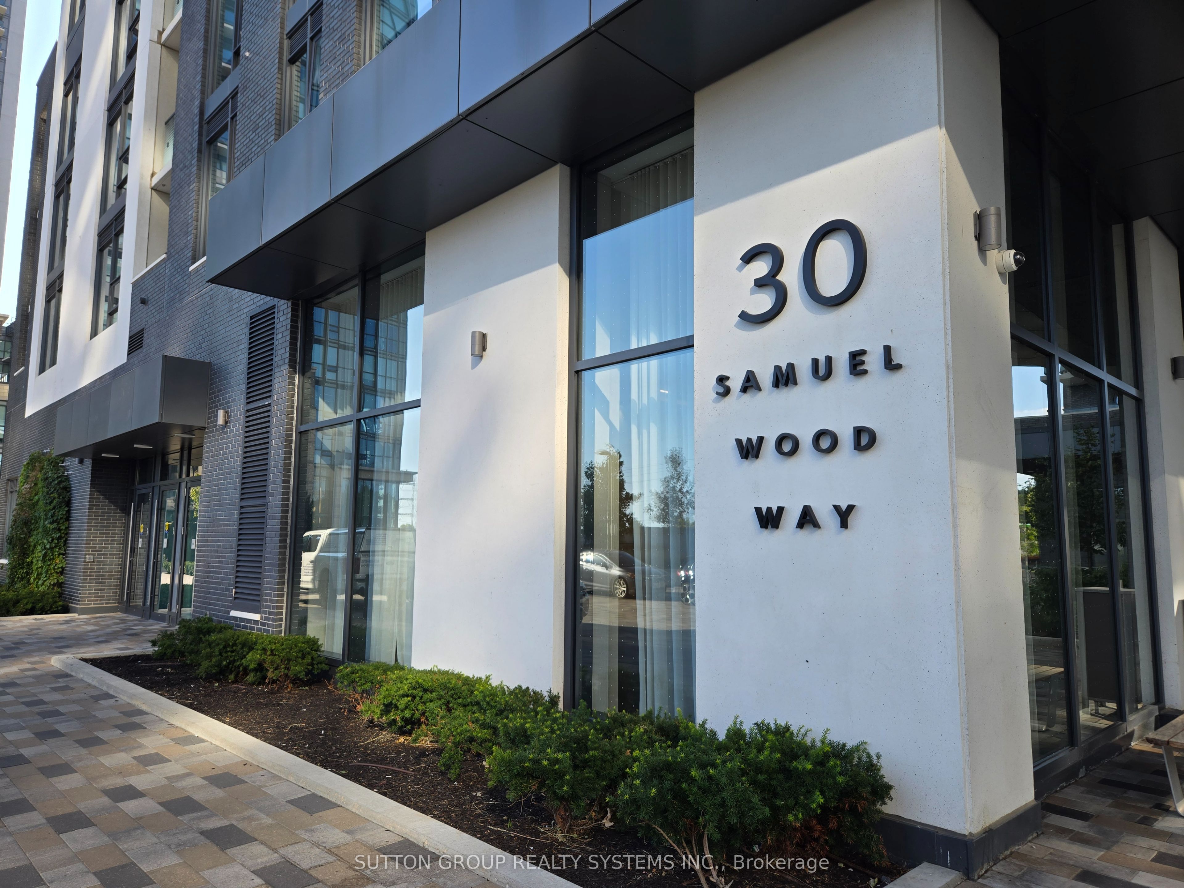 30 Samuel Wood Way 210, Toronto, ON M9B 0C9 photo 2