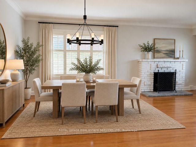 9 Stockbridge Avenue N, Toronto, ON M8Z 4M6 photo 3