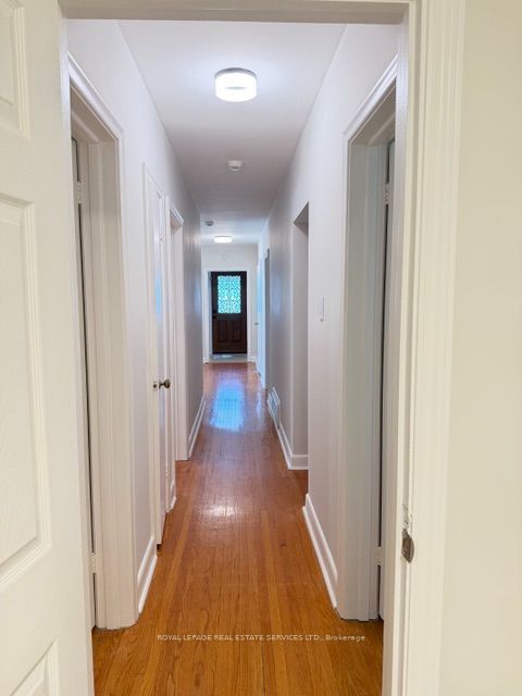 9 Stockbridge Avenue N, Toronto, ON M8Z 4M6 photo 5