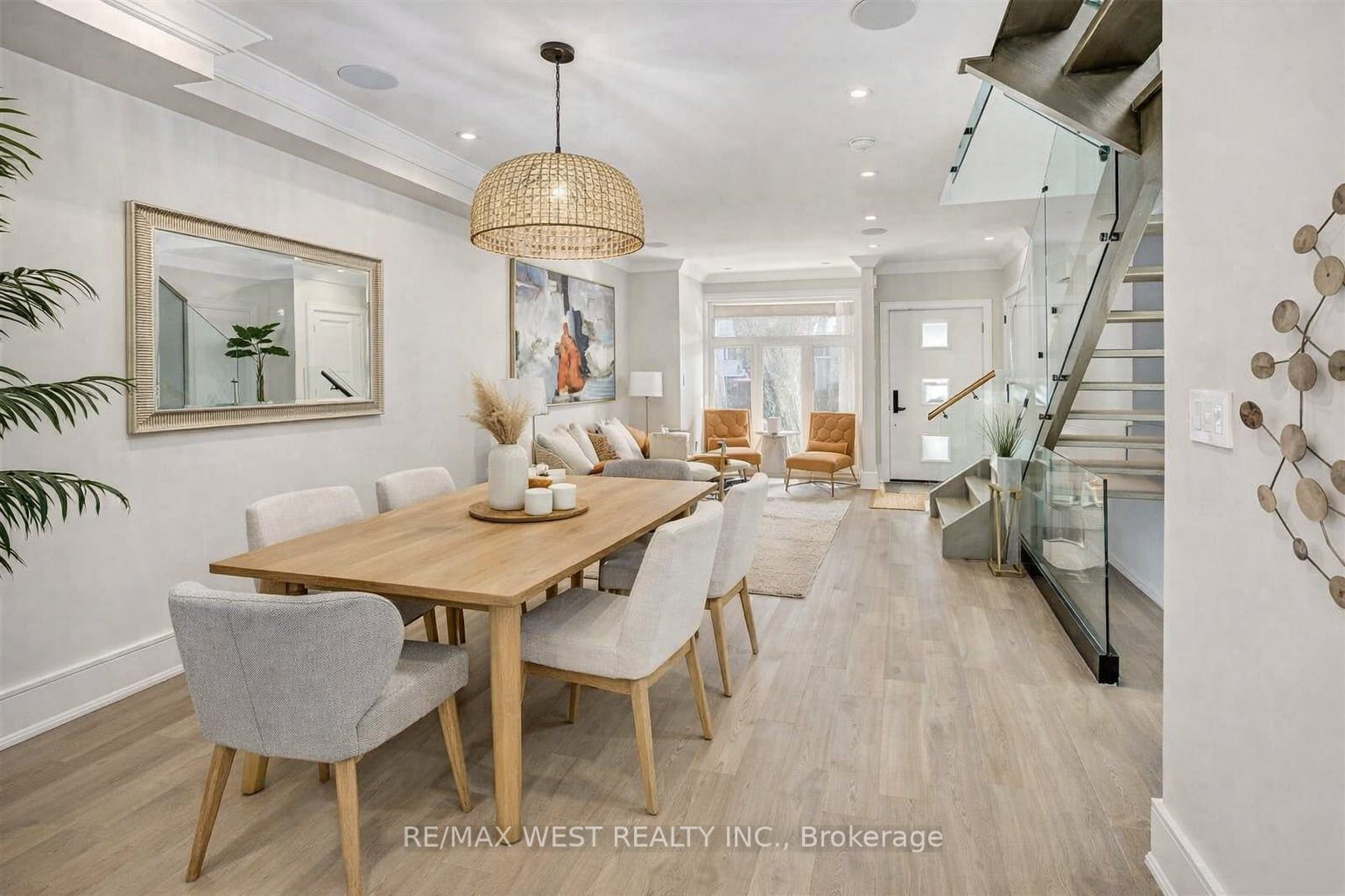 94 Lake Crescent, Toronto, ON M8V 1W1 photo 3