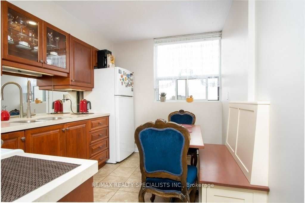 700 Dynes Road 601, Burlington, ON L7N 3M2 photo 5