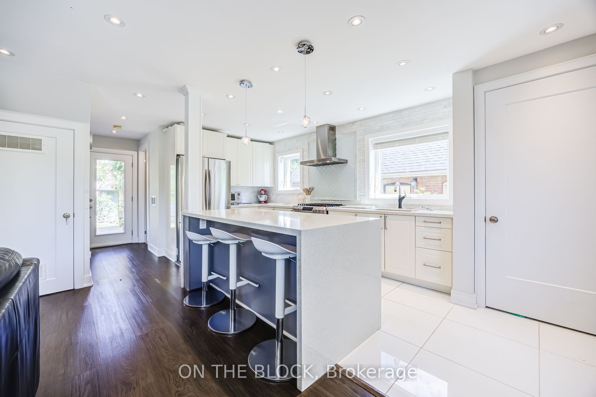 122 Allenby Avenue, Toronto, ON M9W 1T3 photo 5