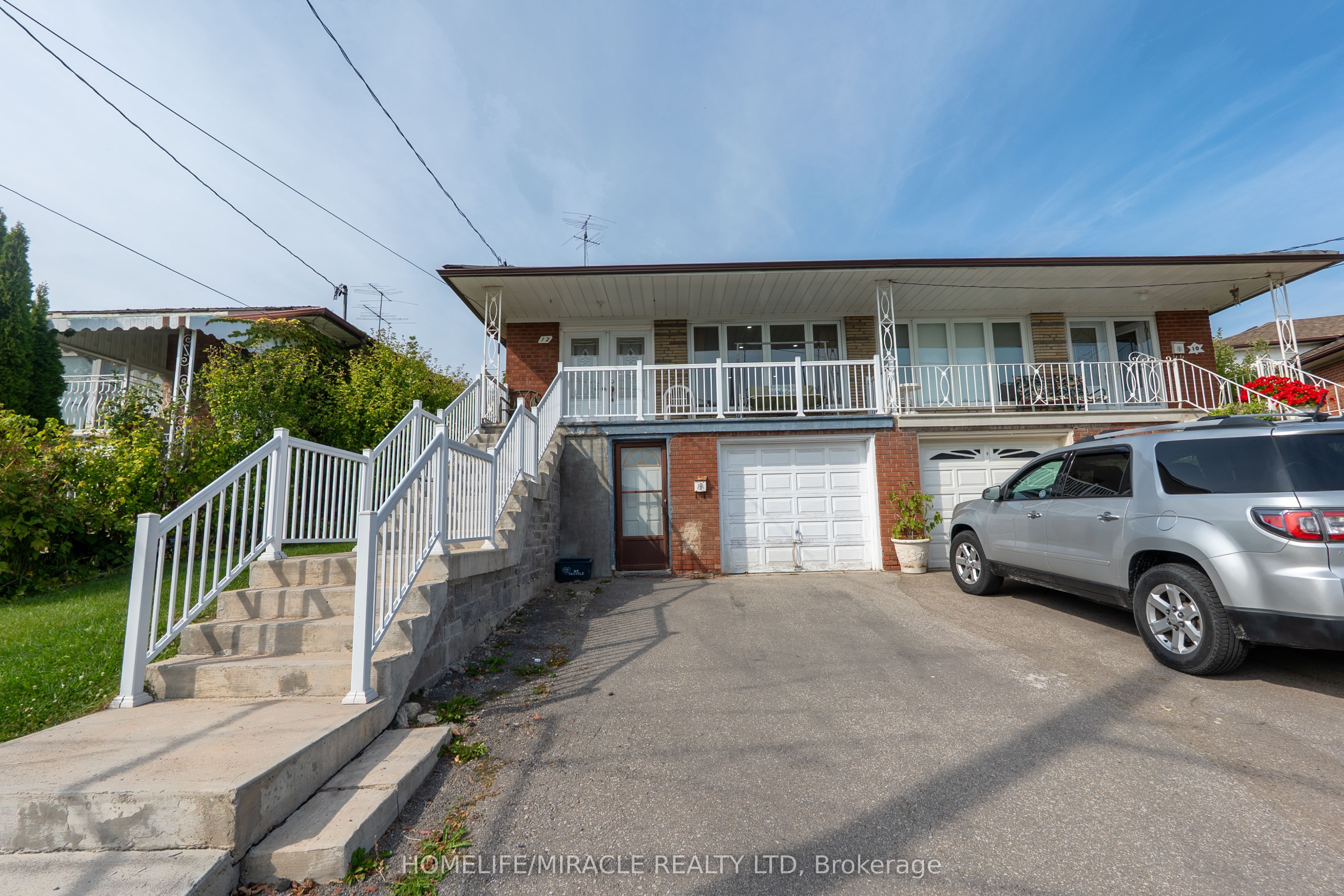 12 Brubeck Road, Toronto, ON M9M 1W7