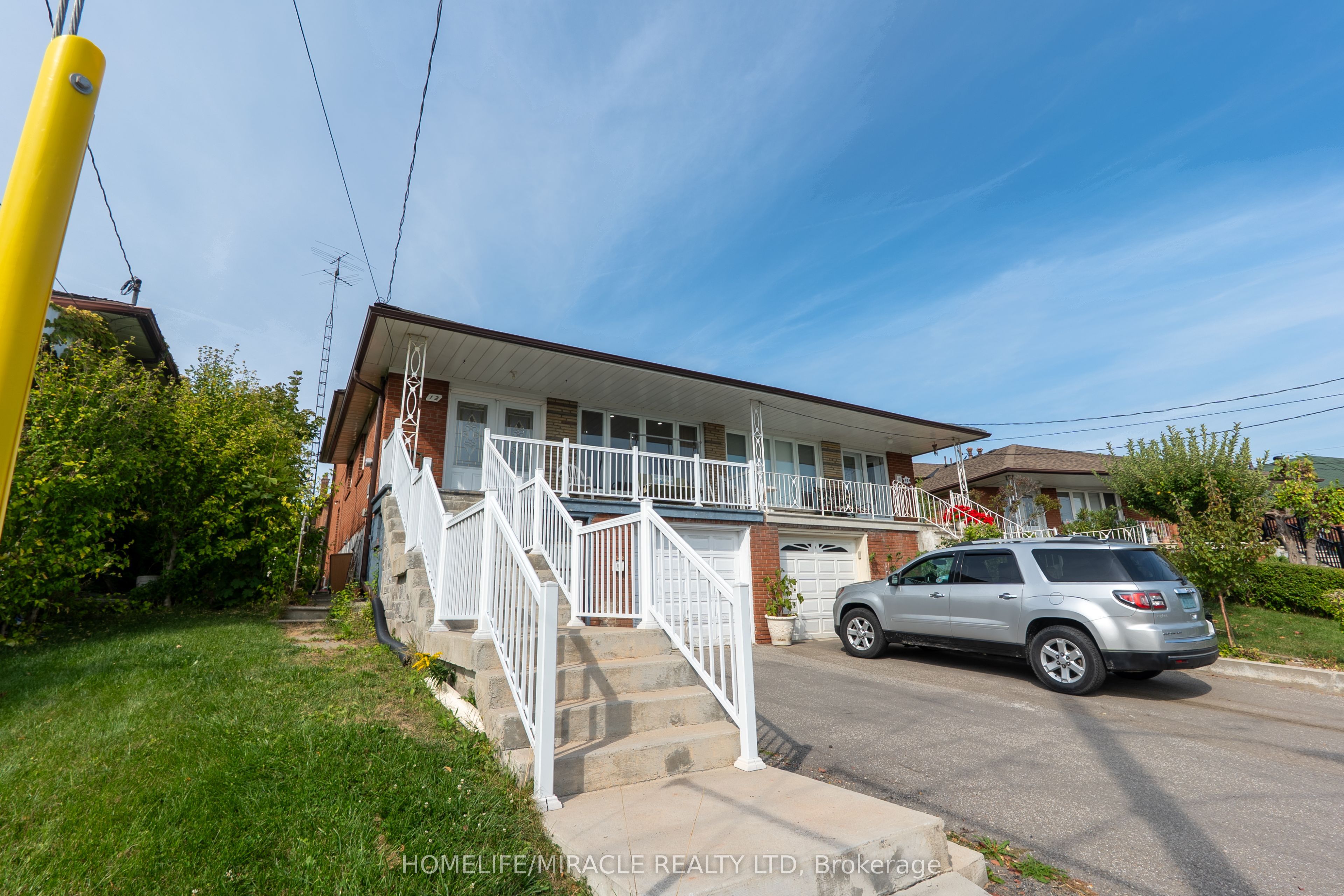 12 Brubeck Road, Toronto, ON M9M 1W7 photo 3