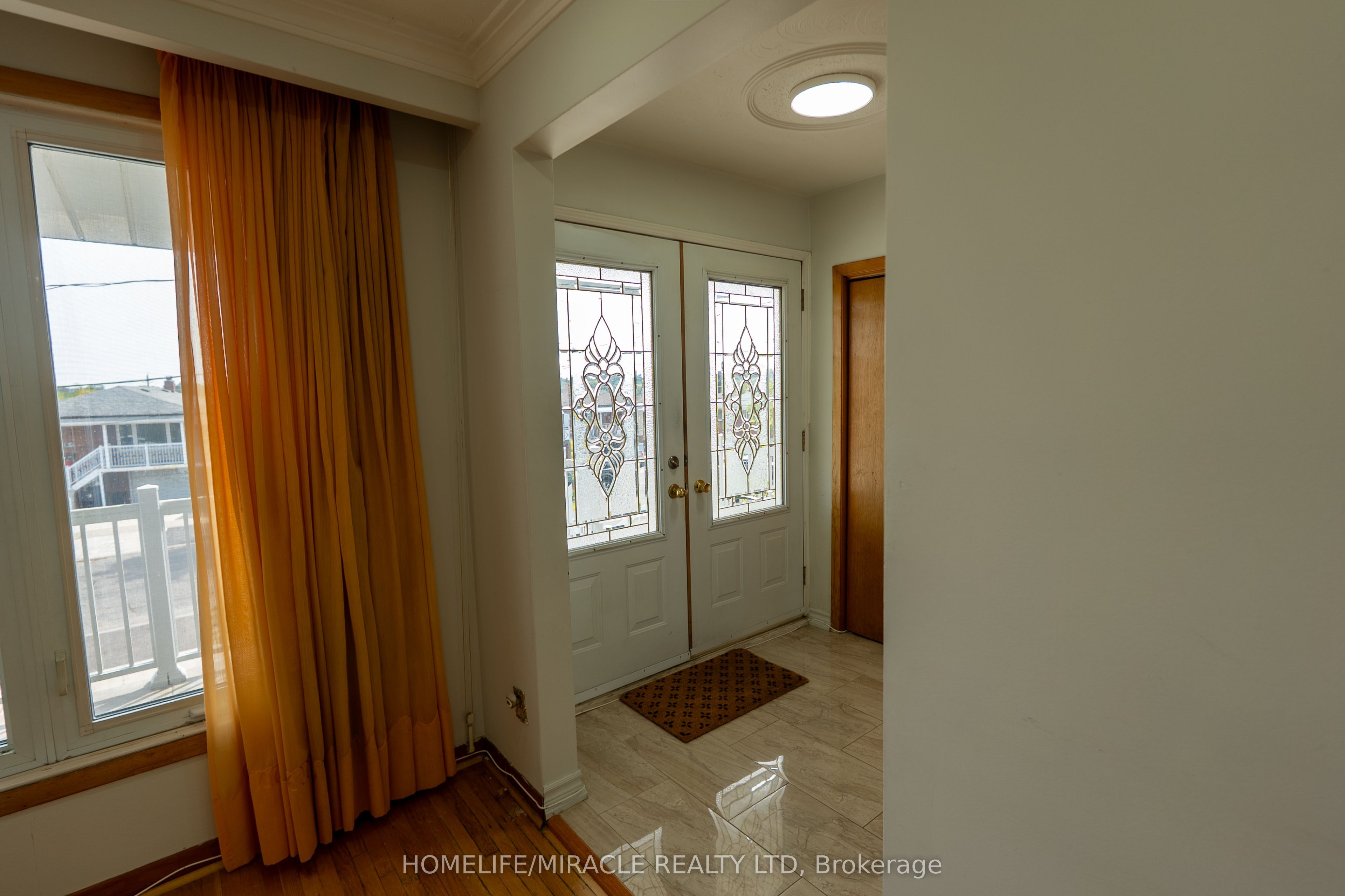 12 Brubeck Road, Toronto, ON M9M 1W7 photo 4