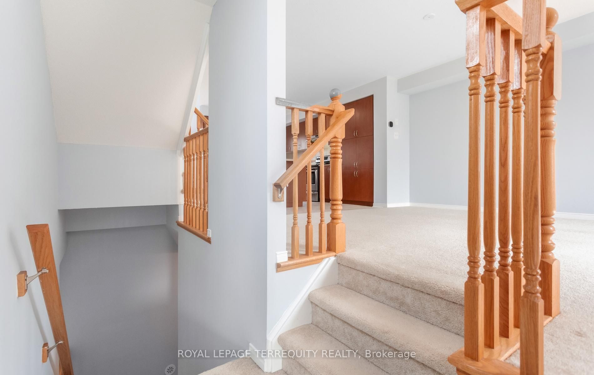 5650 Winston Churchill Boulevard 24, Mississauga, ON L5M 0L8 photo 4