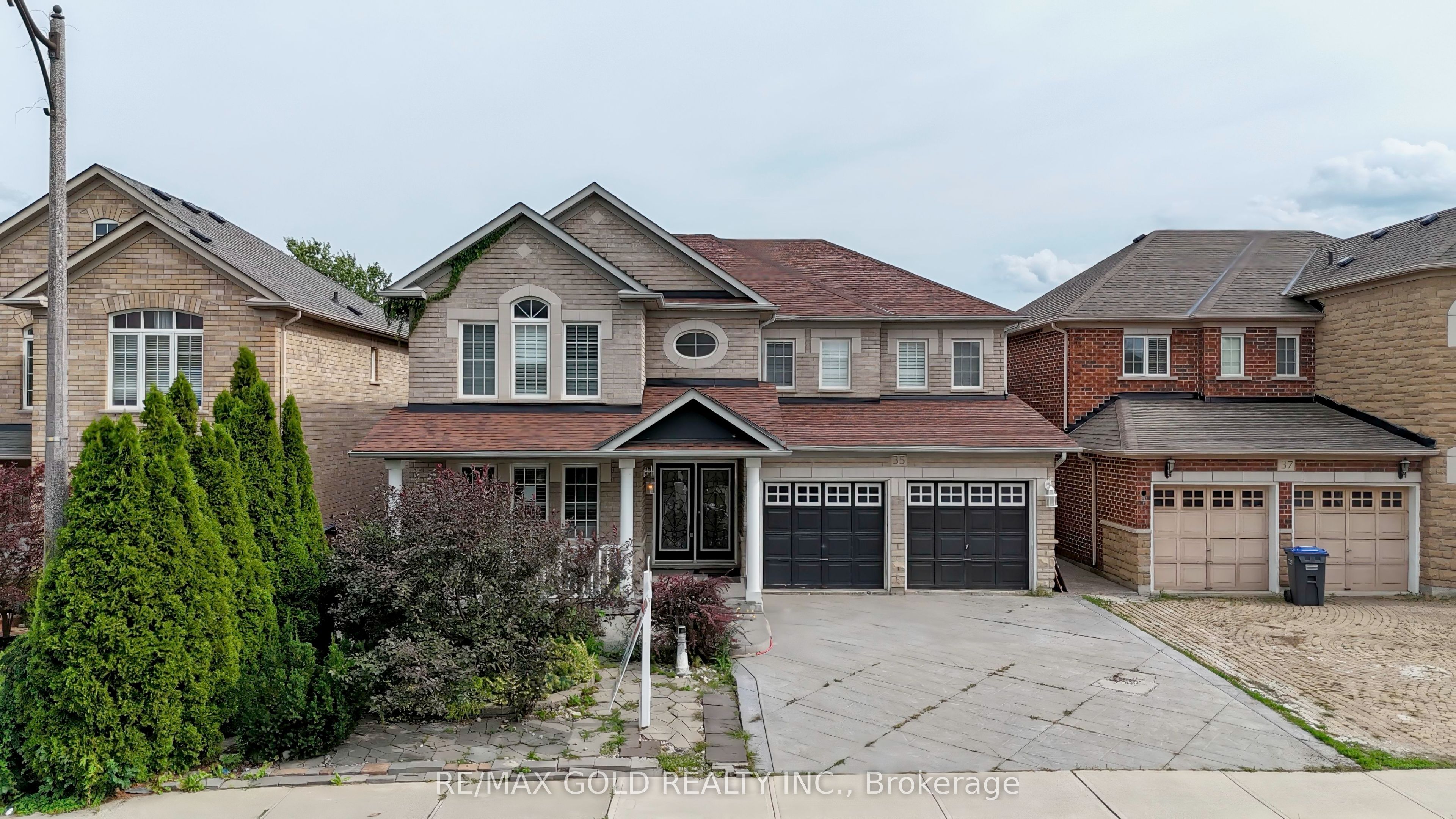 35 Duffield Road, Brampton, ON L7A 2P5 photo 2