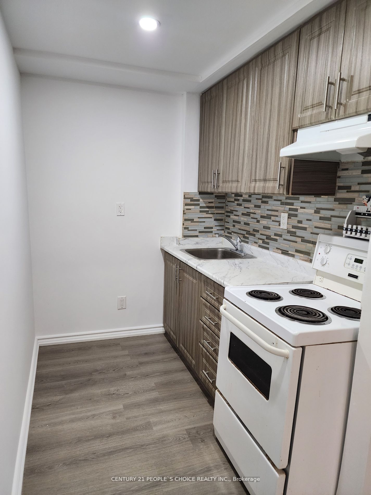 4842 Rosebush Road Bsmt, Mississauga, ON L5M 5M1 photo 3