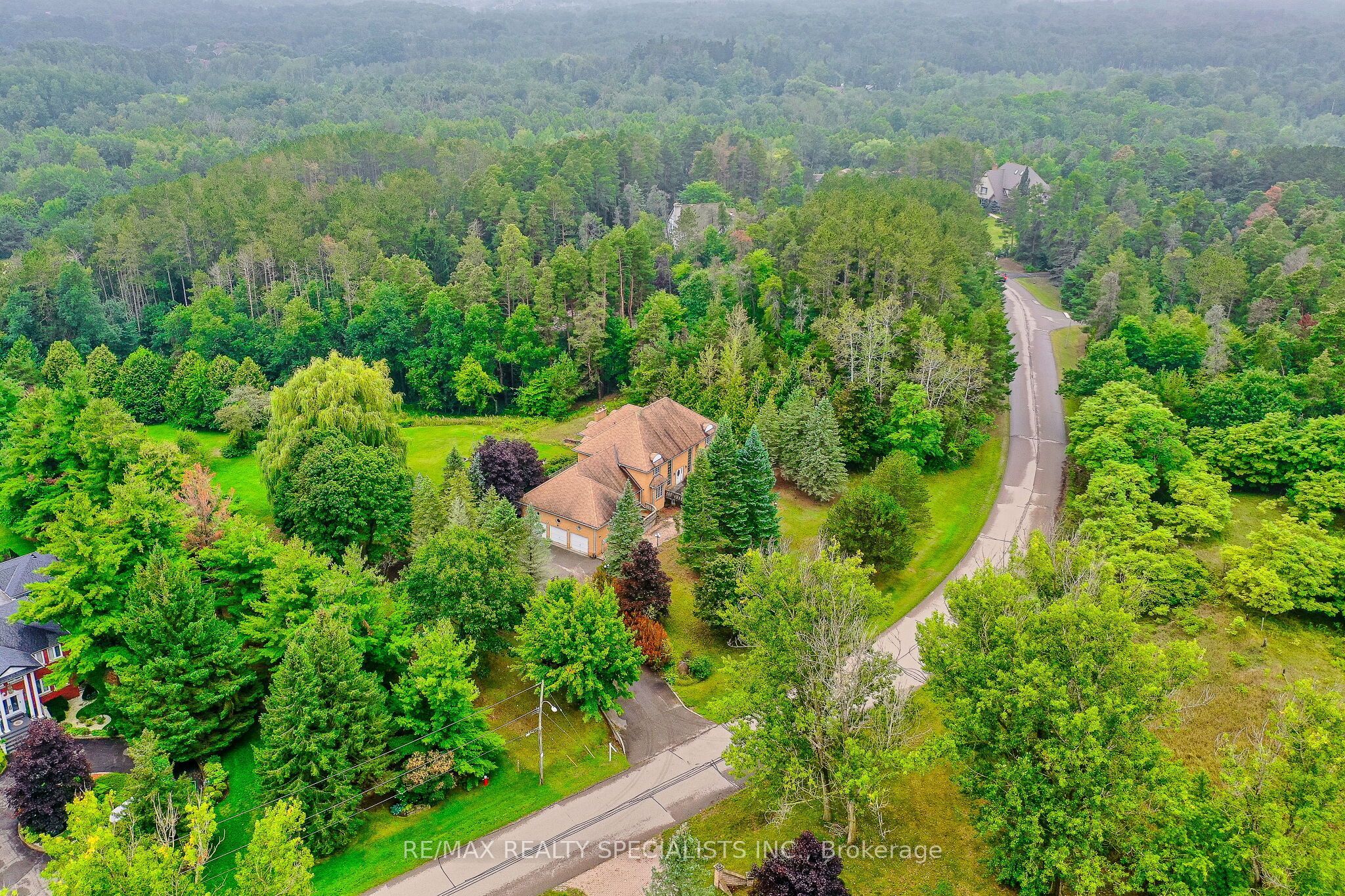 11 Prince Andrew Drive, Caledon, ON L7C 1G2 photo 3