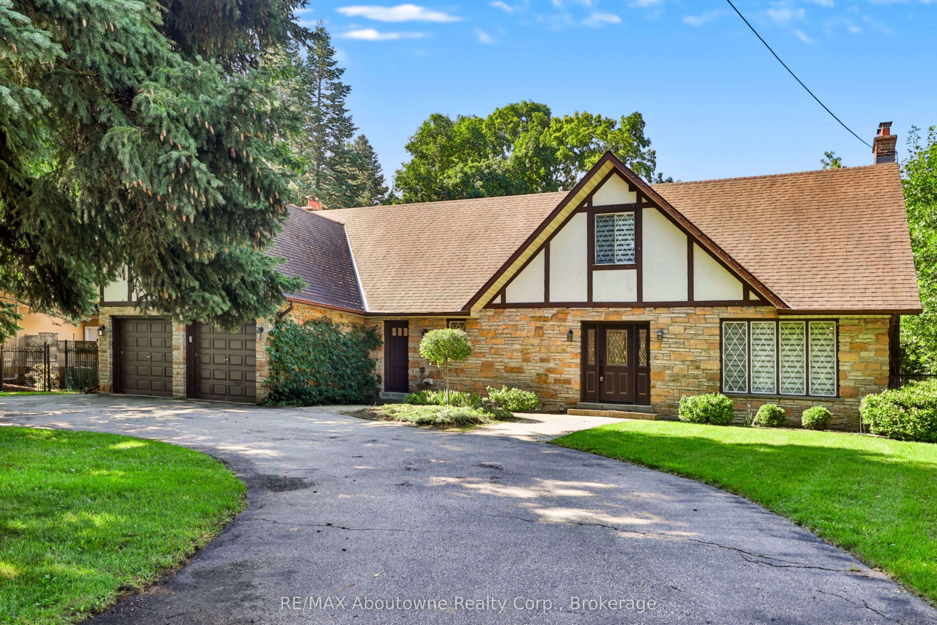 30 Birkbank Drive, Oakville, ON L6J 4Y9 photo 2