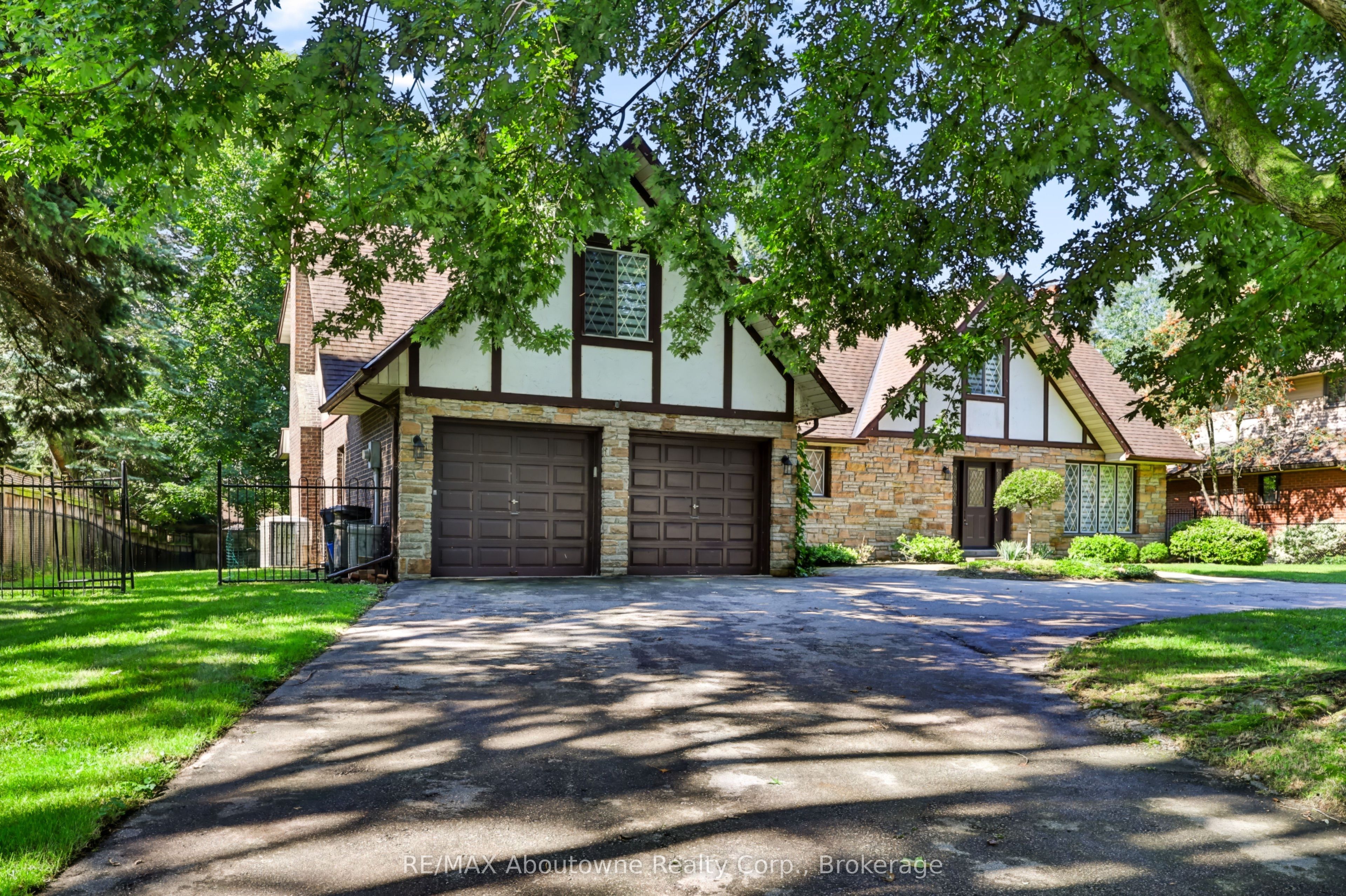 30 Birkbank Drive, Oakville, ON L6J 4Y9 photo 3