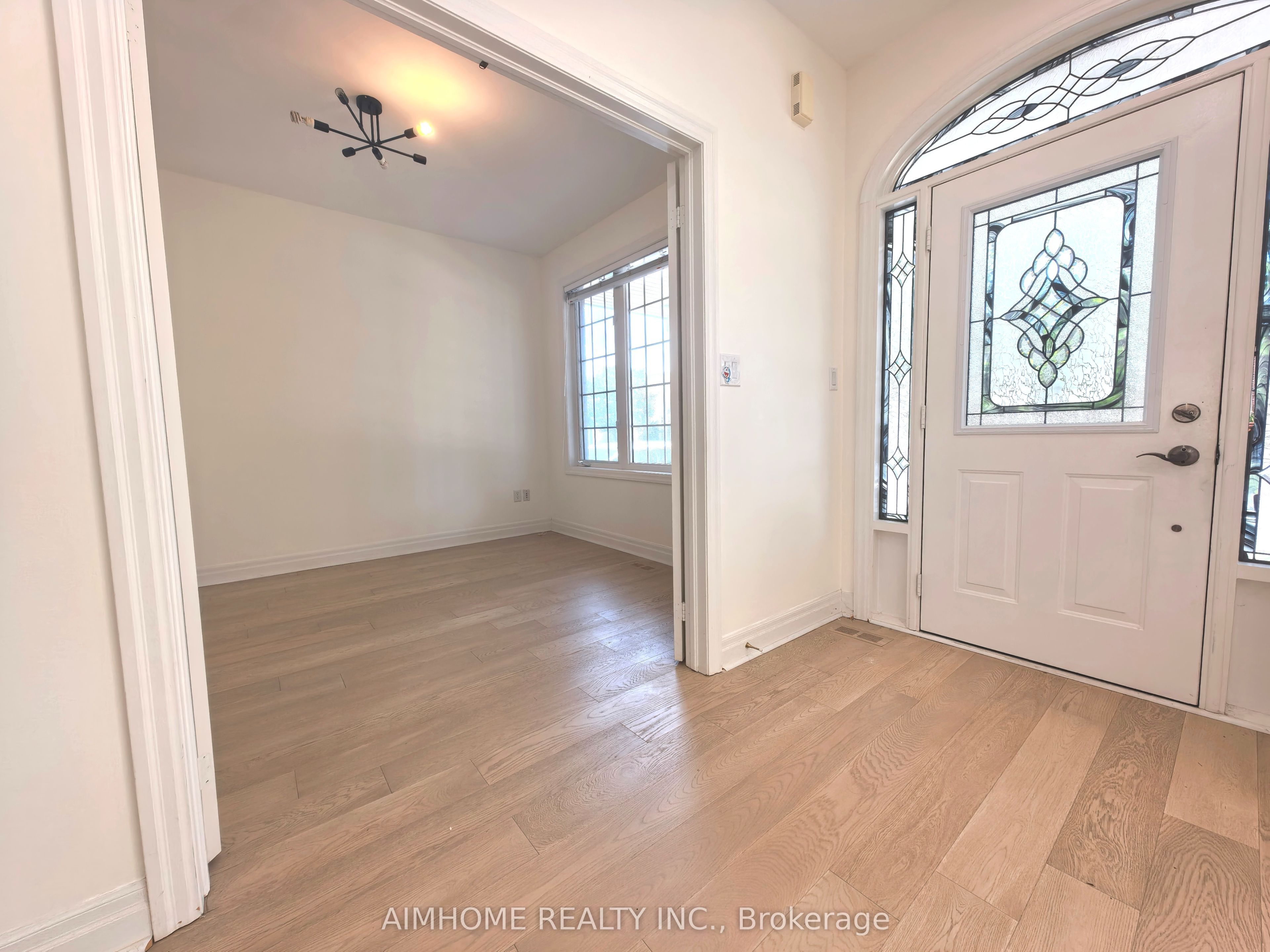 2173 Highcliffe Way, Oakville, ON L6M 5B6 photo 3