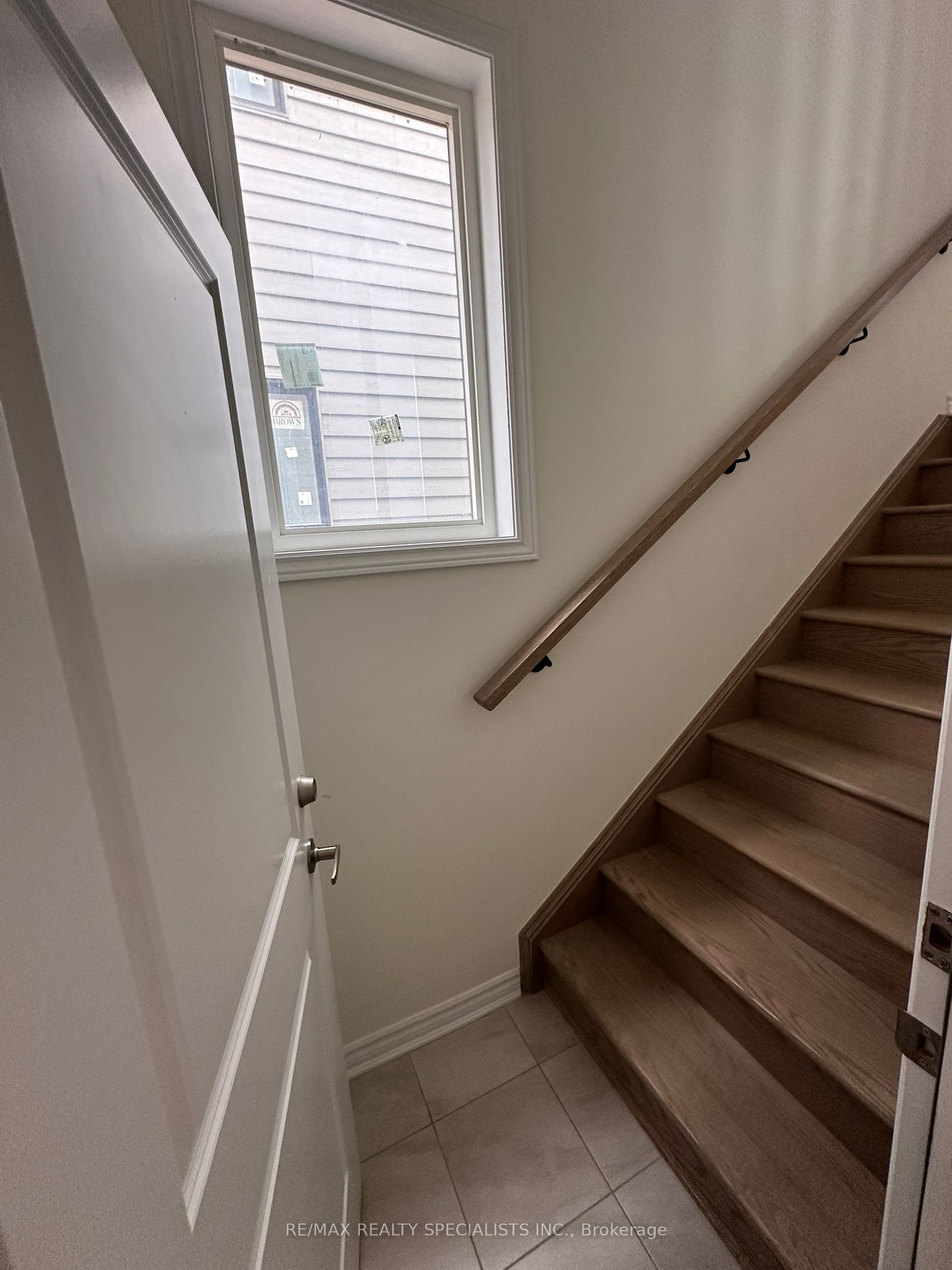 26 THORNBIRD Crescent UPPER, Brampton, ON L6V 3N5 photo 4