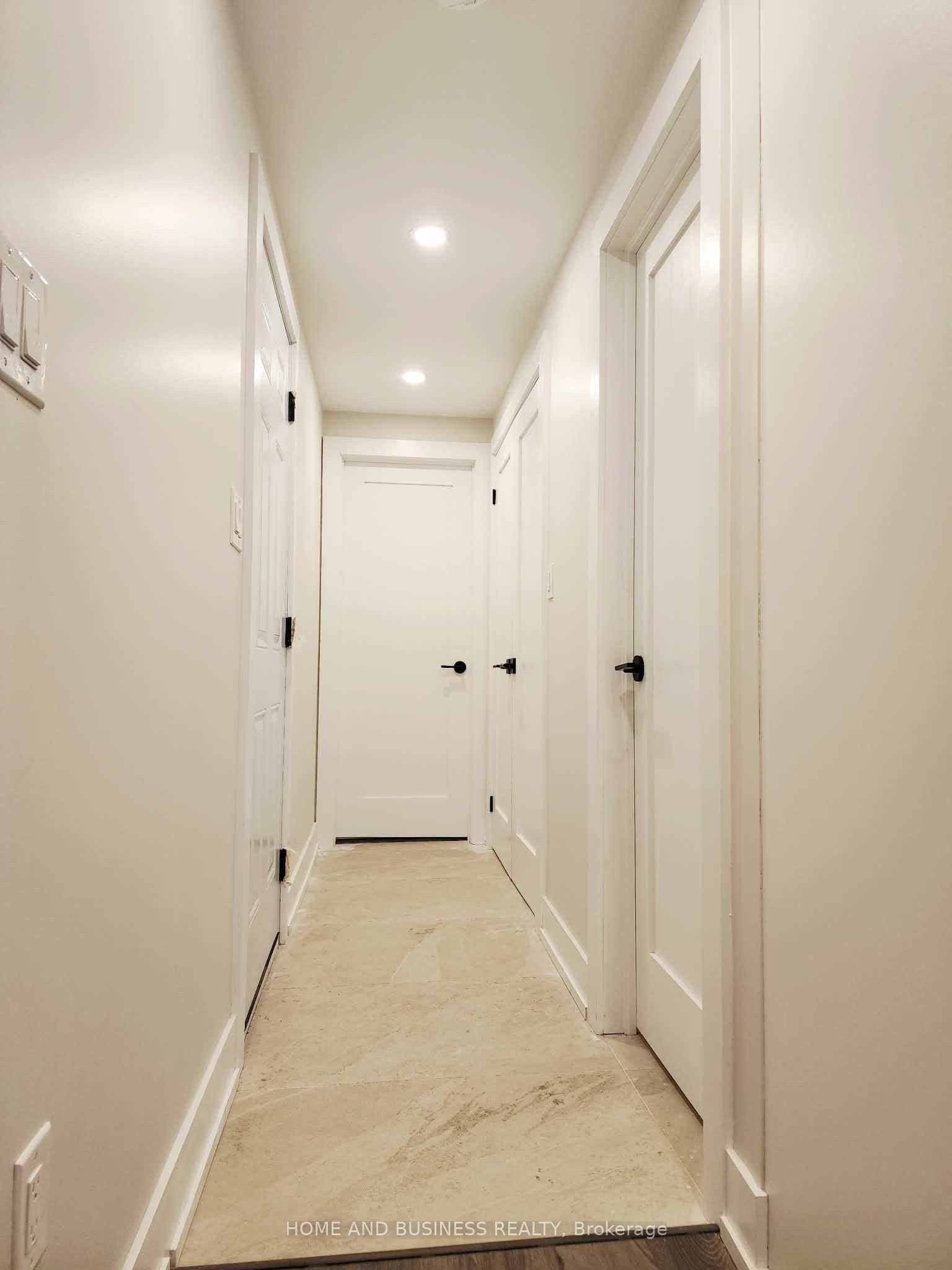 5651 Turney Drive Upper, Mississauga, ON L5M 1A1 photo 4