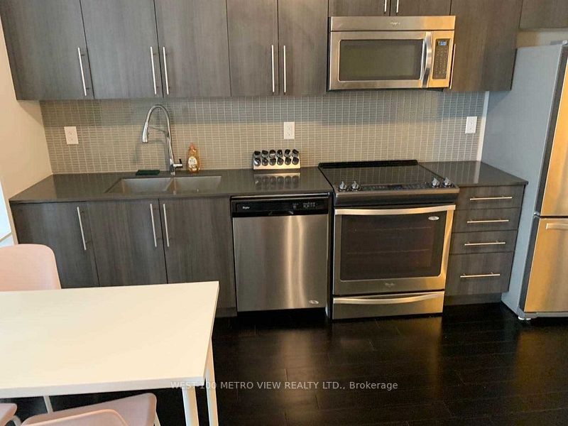 510 Curran Place 2301, Mississauga, ON L5B 0J8 photo 2
