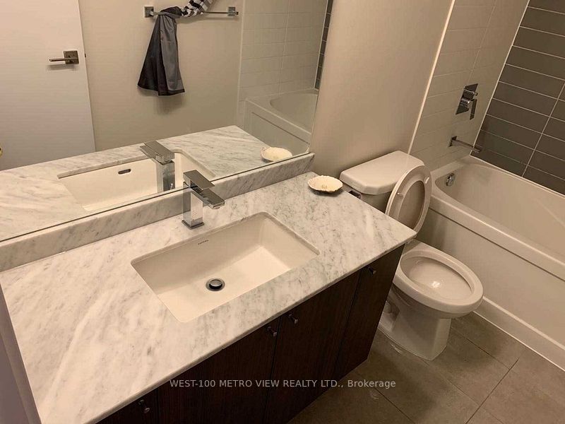 510 Curran Place 2301, Mississauga, ON L5B 0J8 photo 4