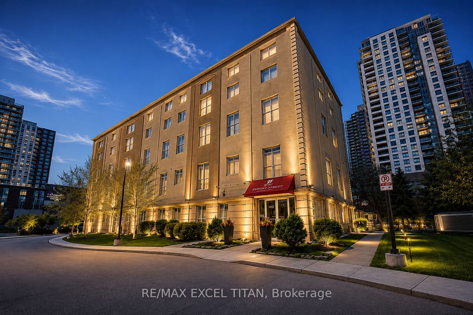 1401 Dupont Street 116, Toronto, ON M6H 4J7