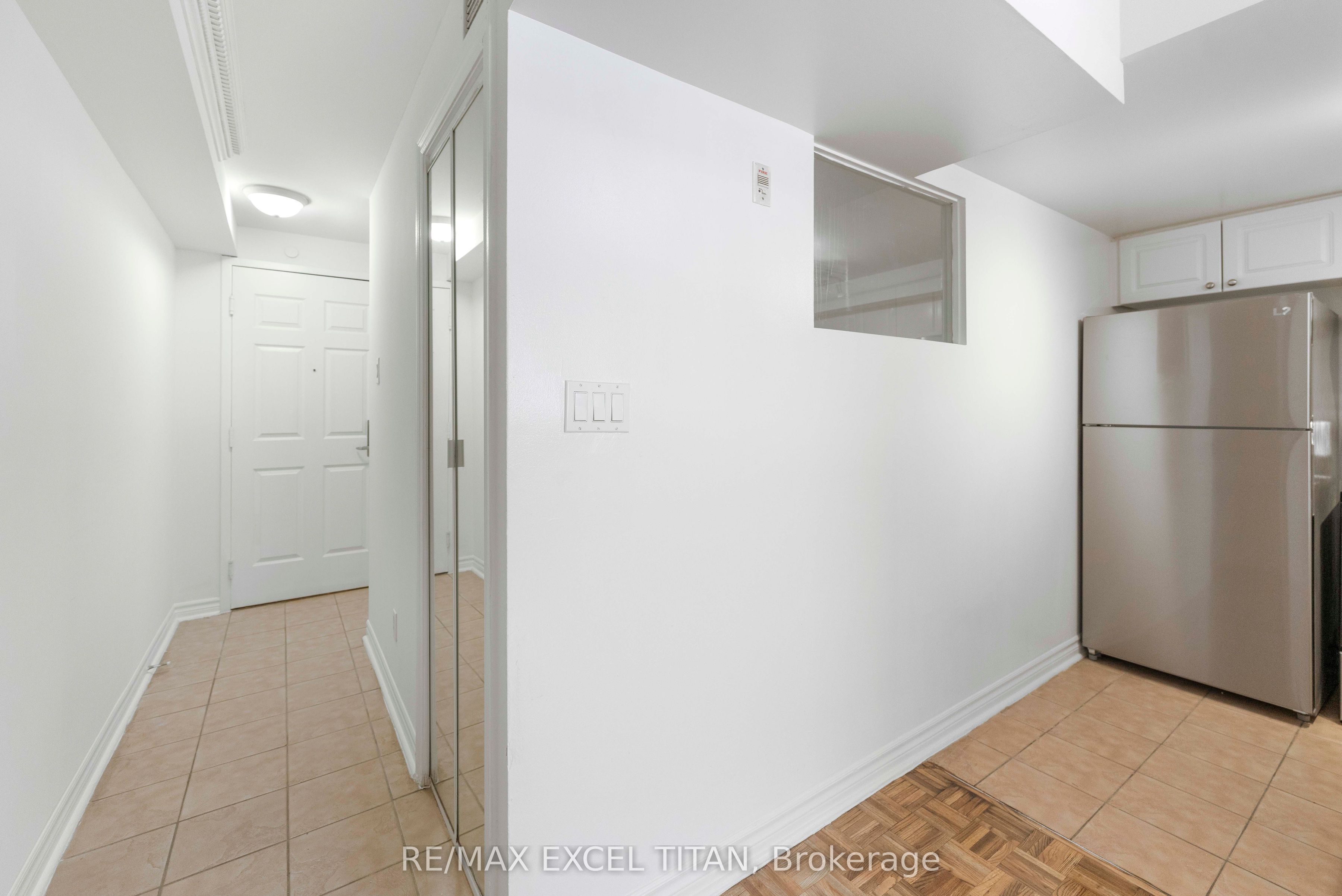 1407 Dupont Street 316, Toronto, ON M6H 4J7 photo 5