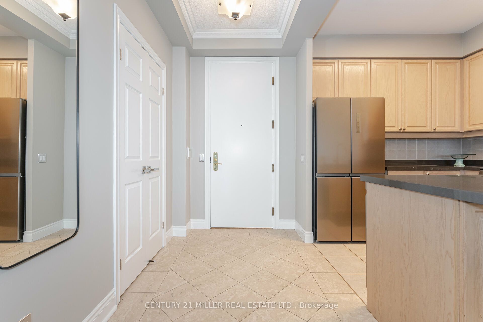 25 Kingsbridge Garden Circle 3013, Mississauga, ON L5R 4B1 photo 5