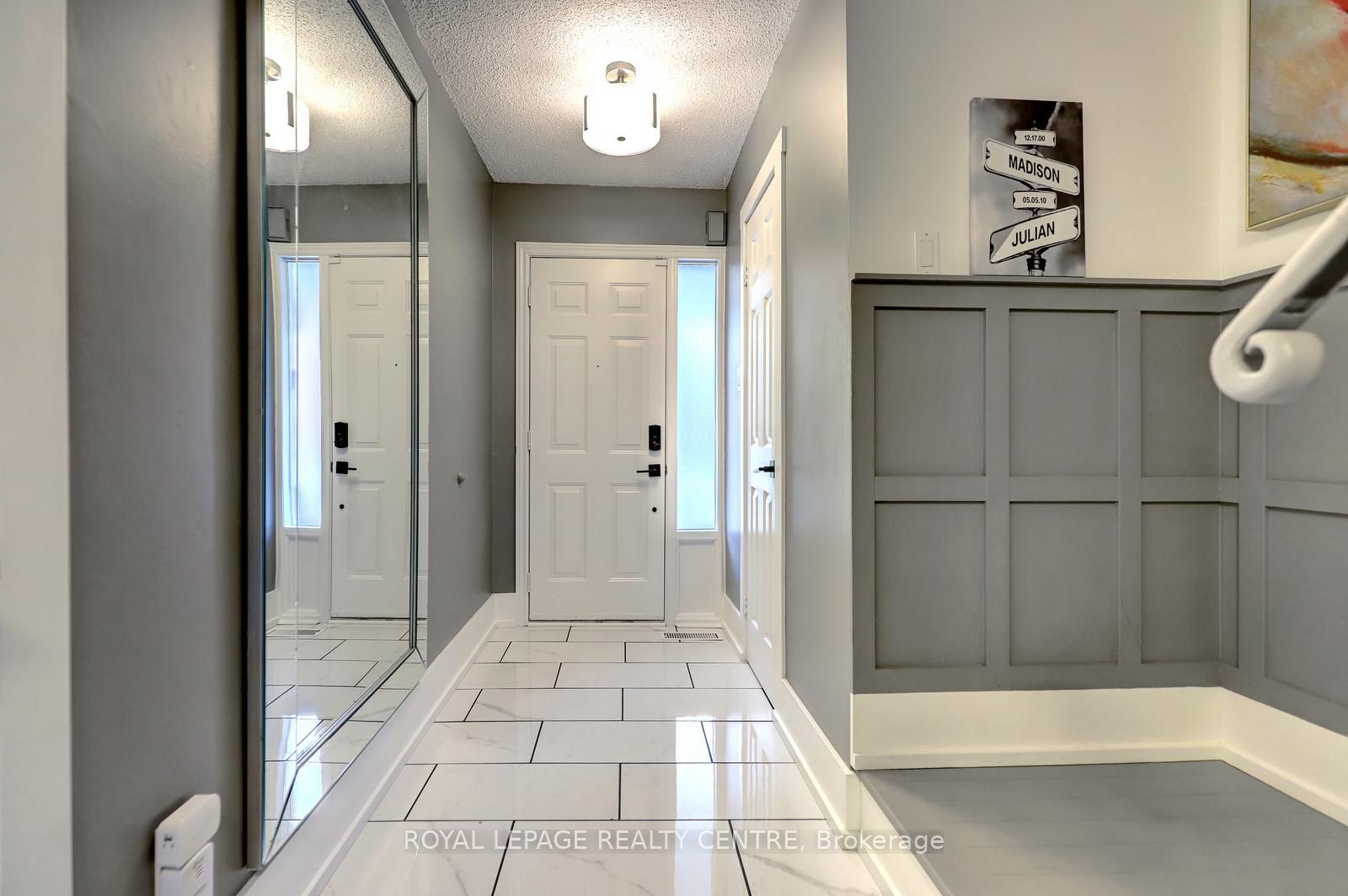 3025 Cedarglen Gate 60, Mississauga, ON L5C 2V7 photo 5