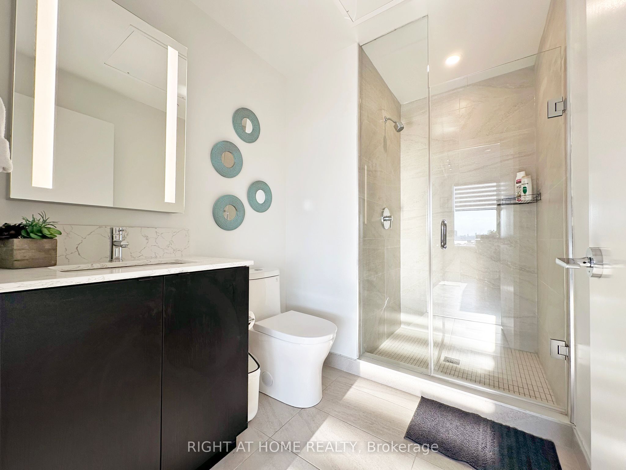 270 Dufferin Street LPH12, Toronto, ON M6K 0H8 photo 5