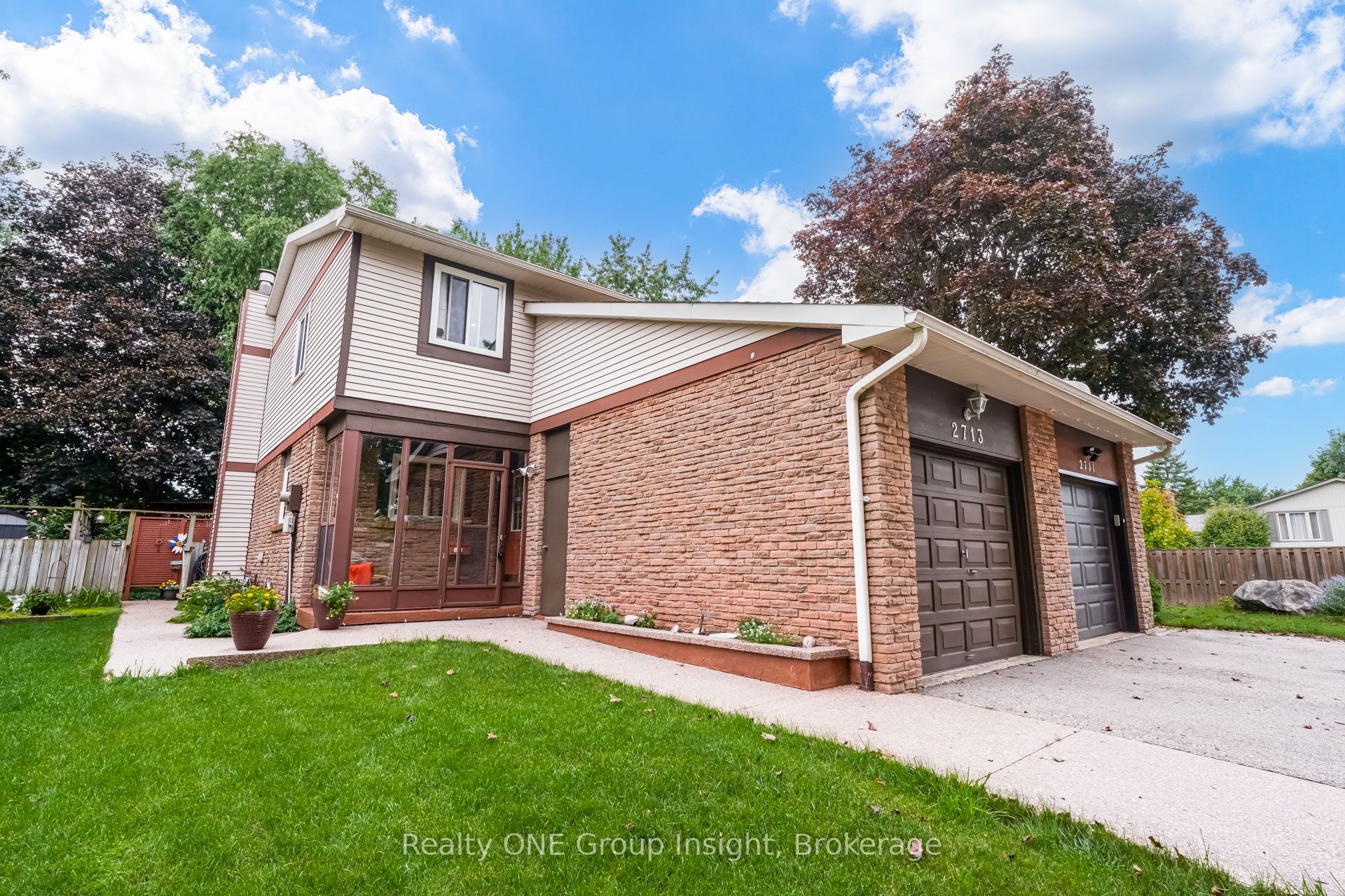 2713 Andorra Circle, Mississauga, ON L5N 2H8 photo 2