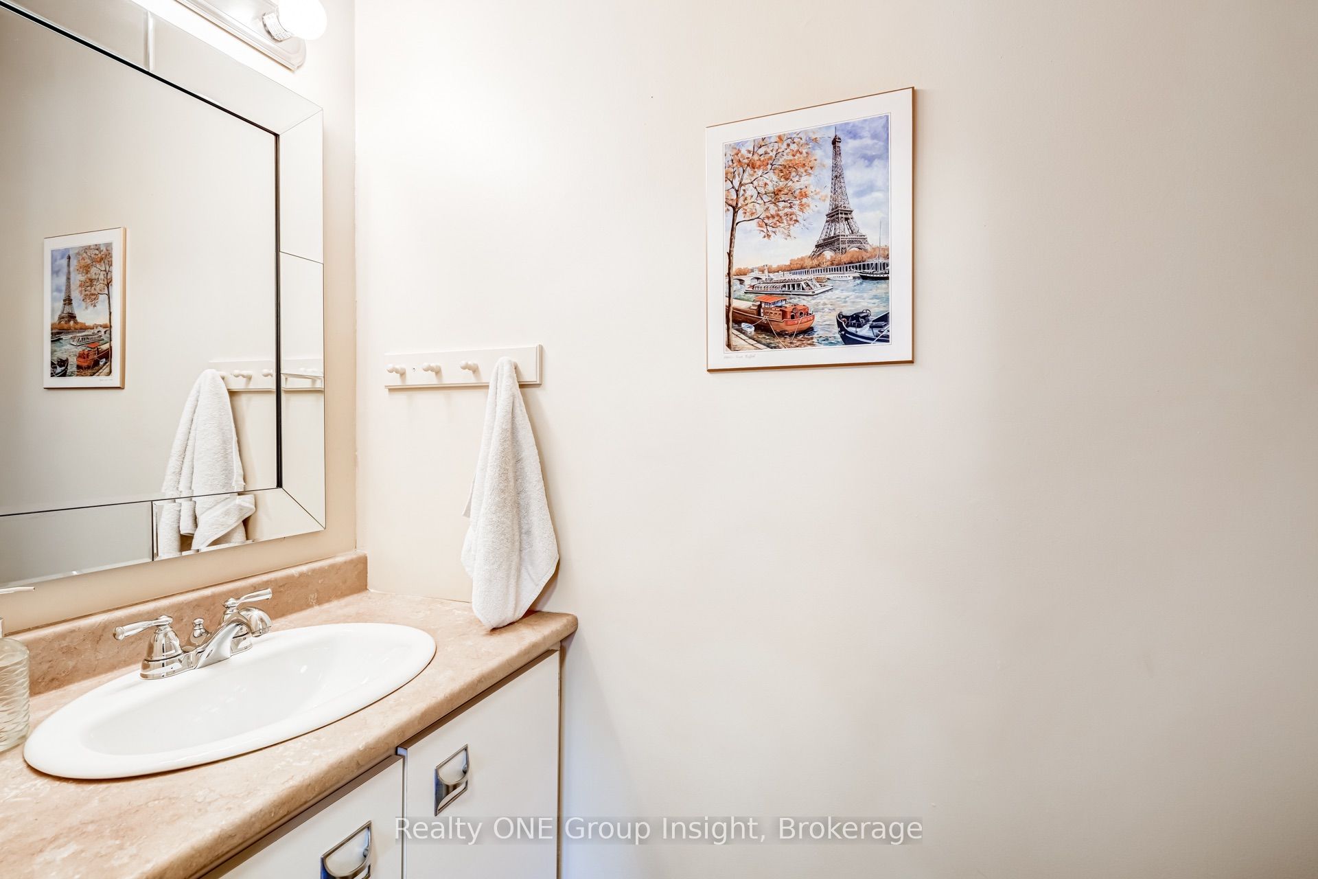 2713 Andorra Circle, Mississauga, ON L5N 2H8 photo 4