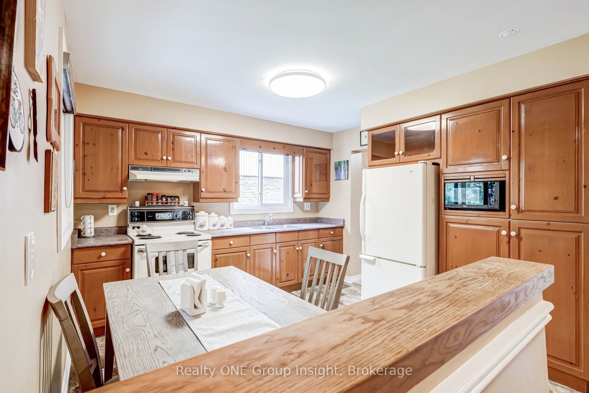 2713 Andorra Circle, Mississauga, ON L5N 2H8 photo 5