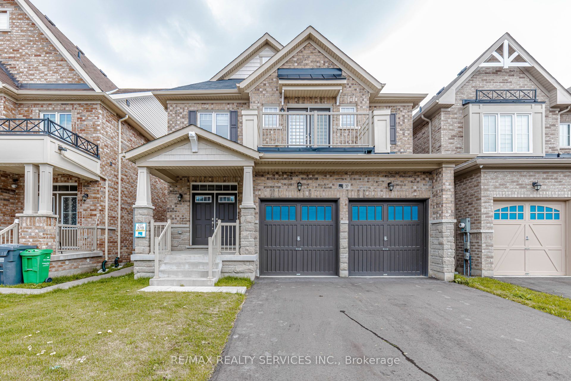 37 Royal Fern Crescent, Caledon, ON L7C 4H1 photo 2