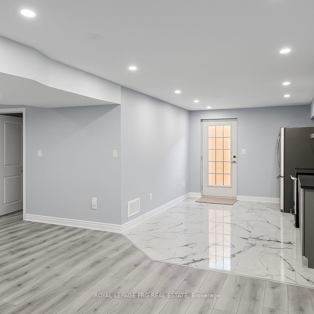 3 Ash Hill Avenue, Caledon, ON L7C 4E8 photo 2