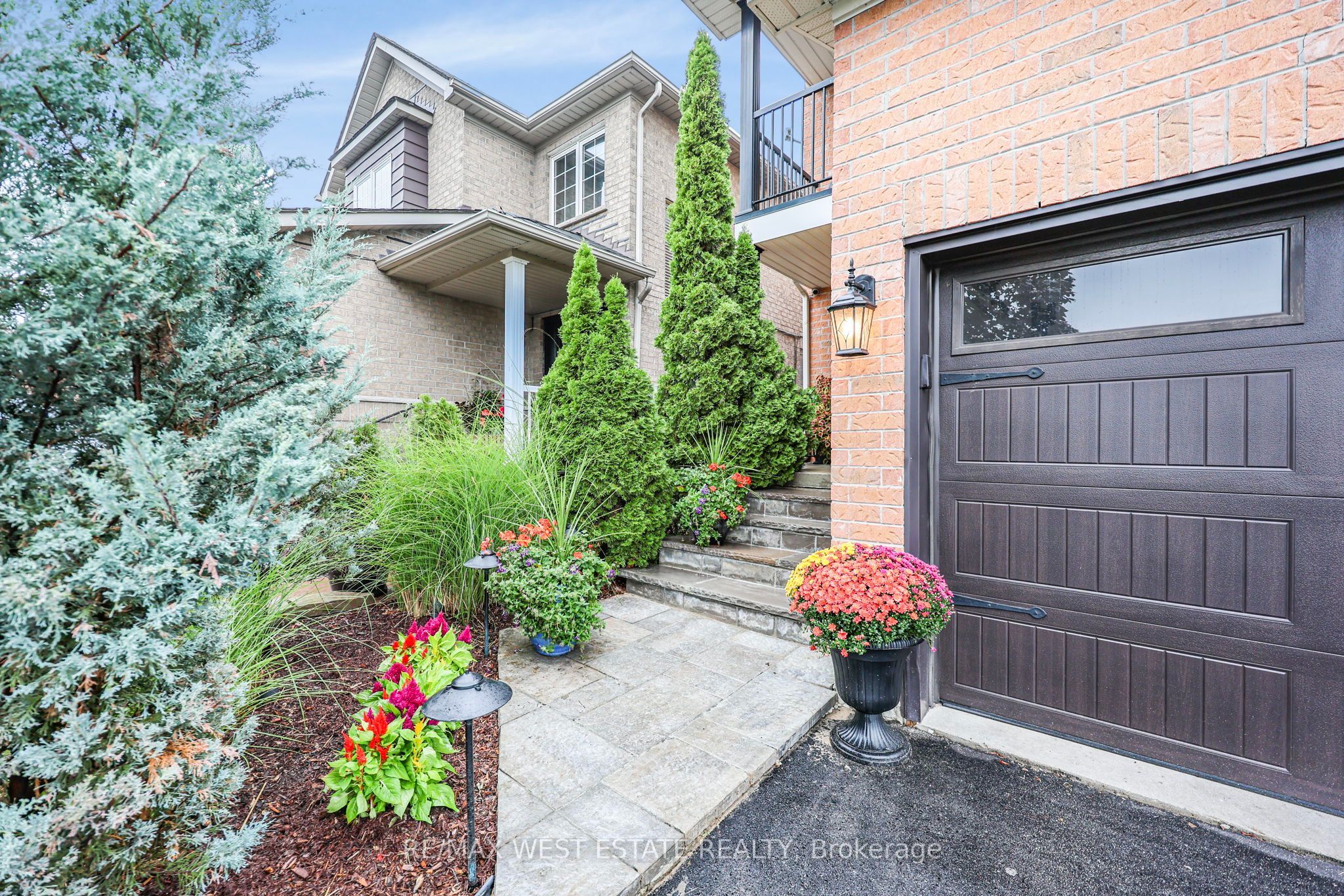 32 Ewart Street, Caledon, ON L7E 2V4 photo 2