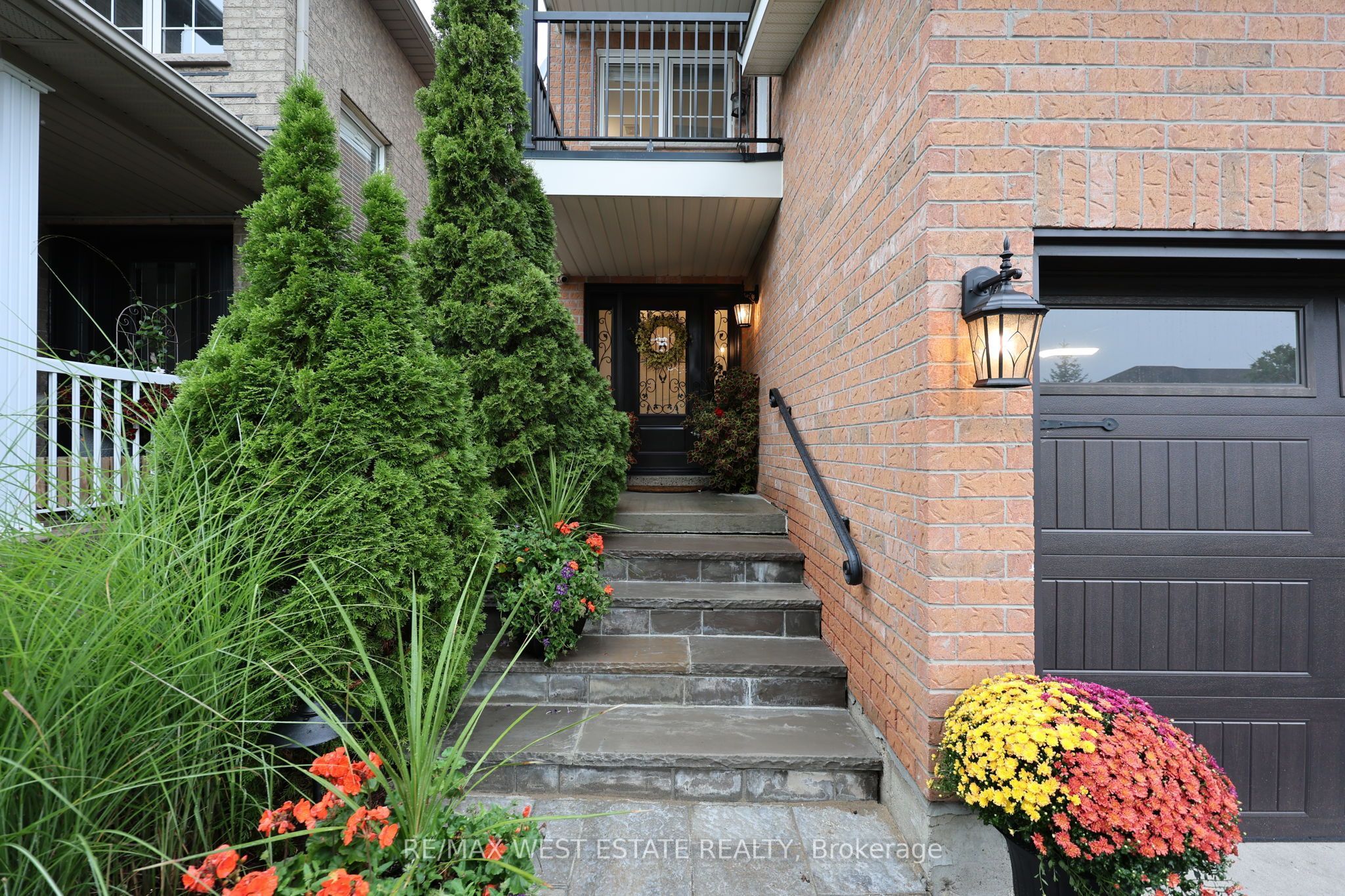 32 Ewart Street, Caledon, ON L7E 2V4 photo 3