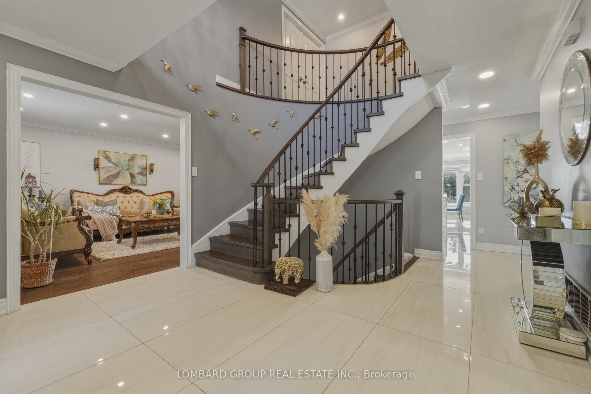 10 Whitmore Court, Brampton, ON L6Z 2A5 photo 3