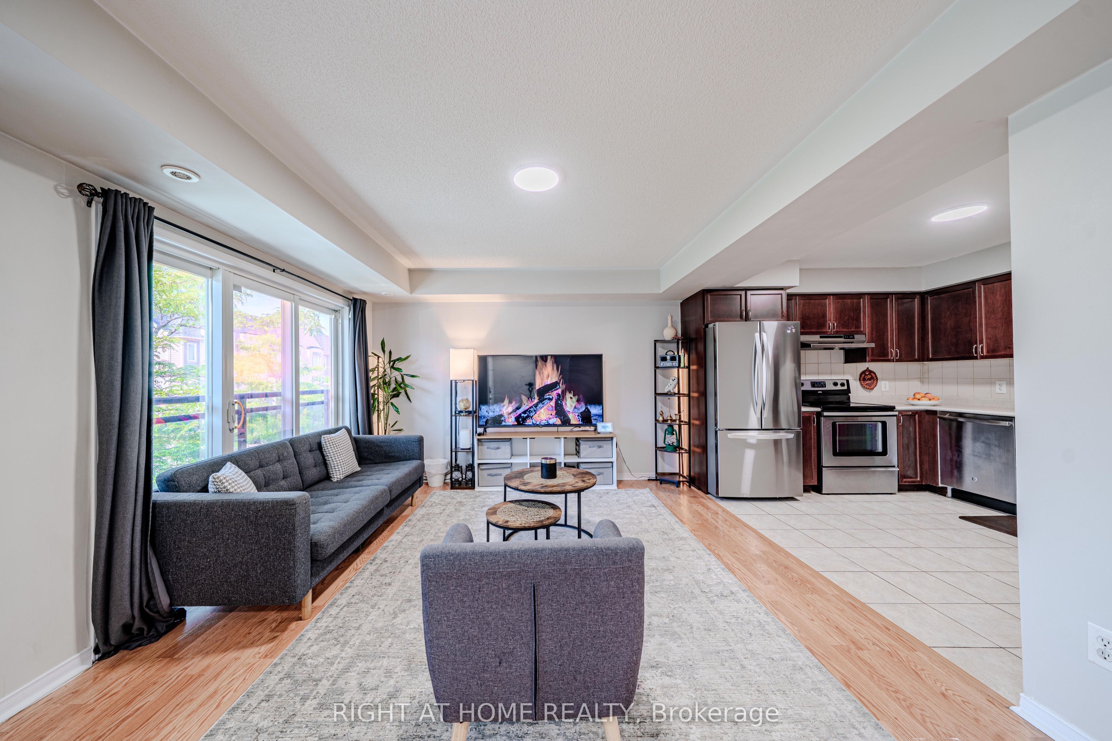 5035 Oscar Peterson Boulevard N 100, Mississauga, ON L5M 0P4 photo 3