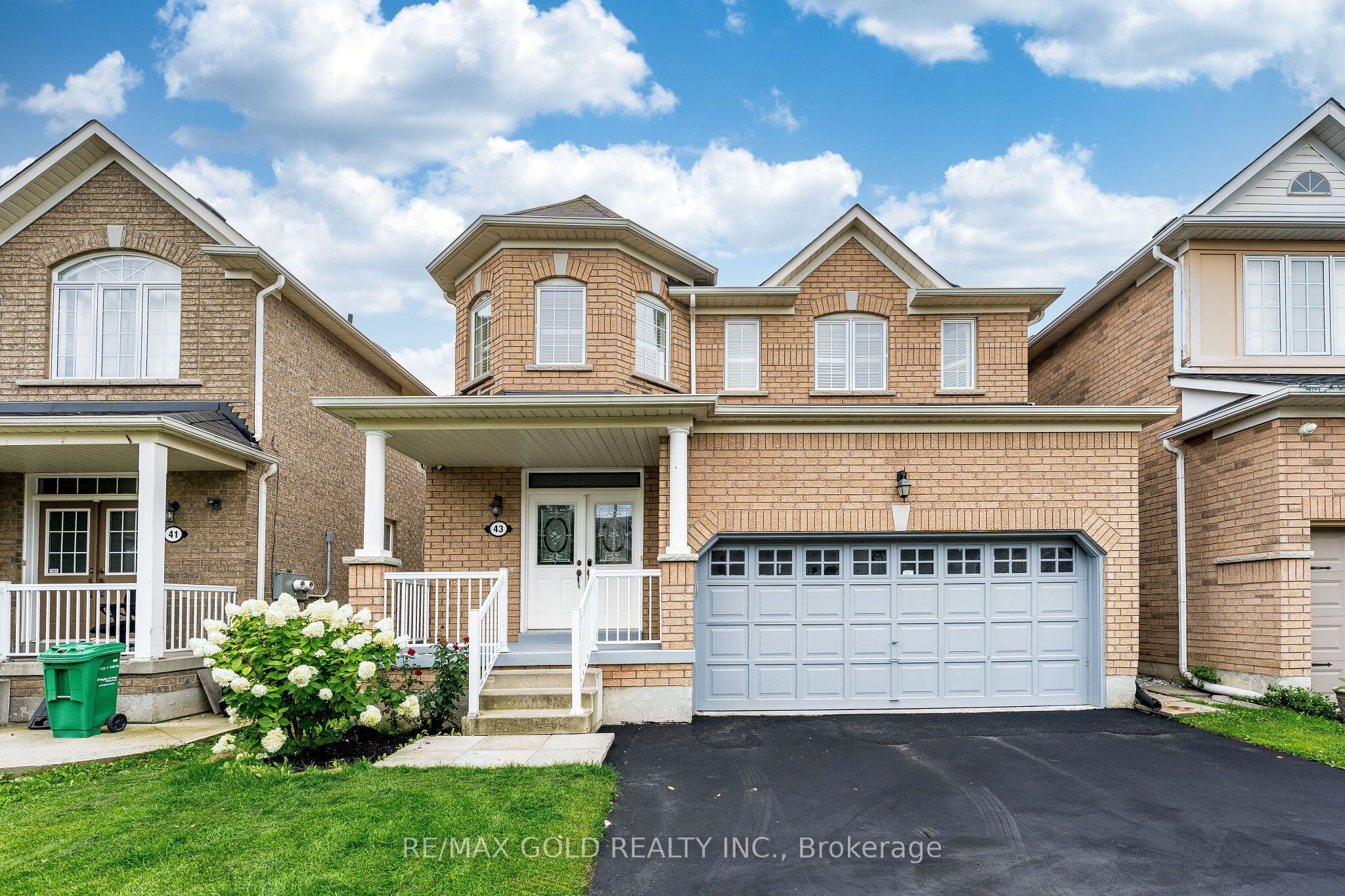 43 Spotted Owl Crescent, Brampton, ON L7A 0K1 photo 2