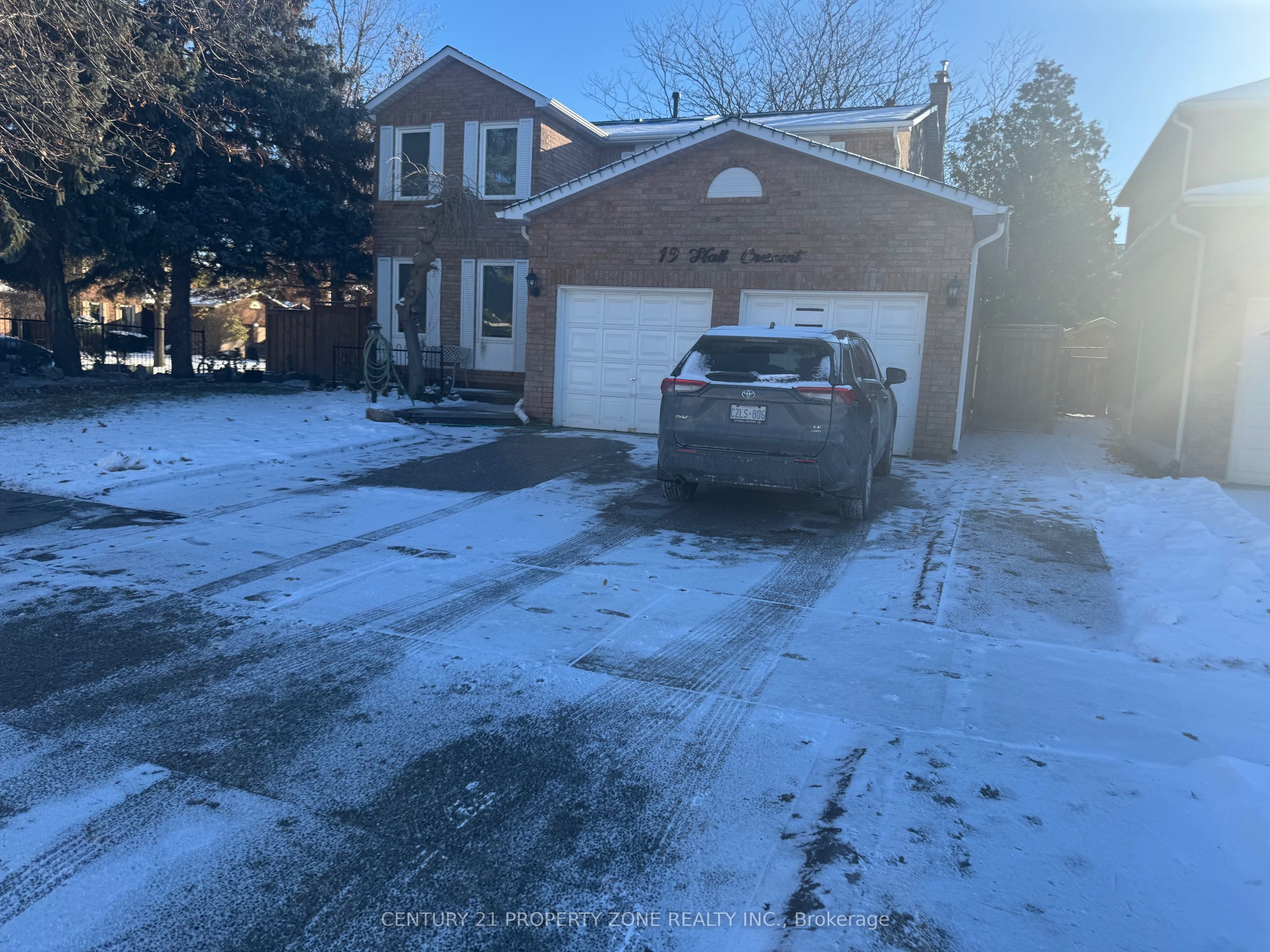 19 Hall Crescent BSMT, Brampton, ON L6X 3J8