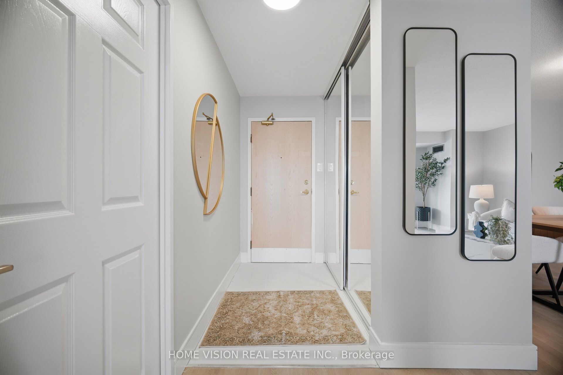400 Webb Drive S 1407, Mississauga, ON L5B 3Z7 photo 2