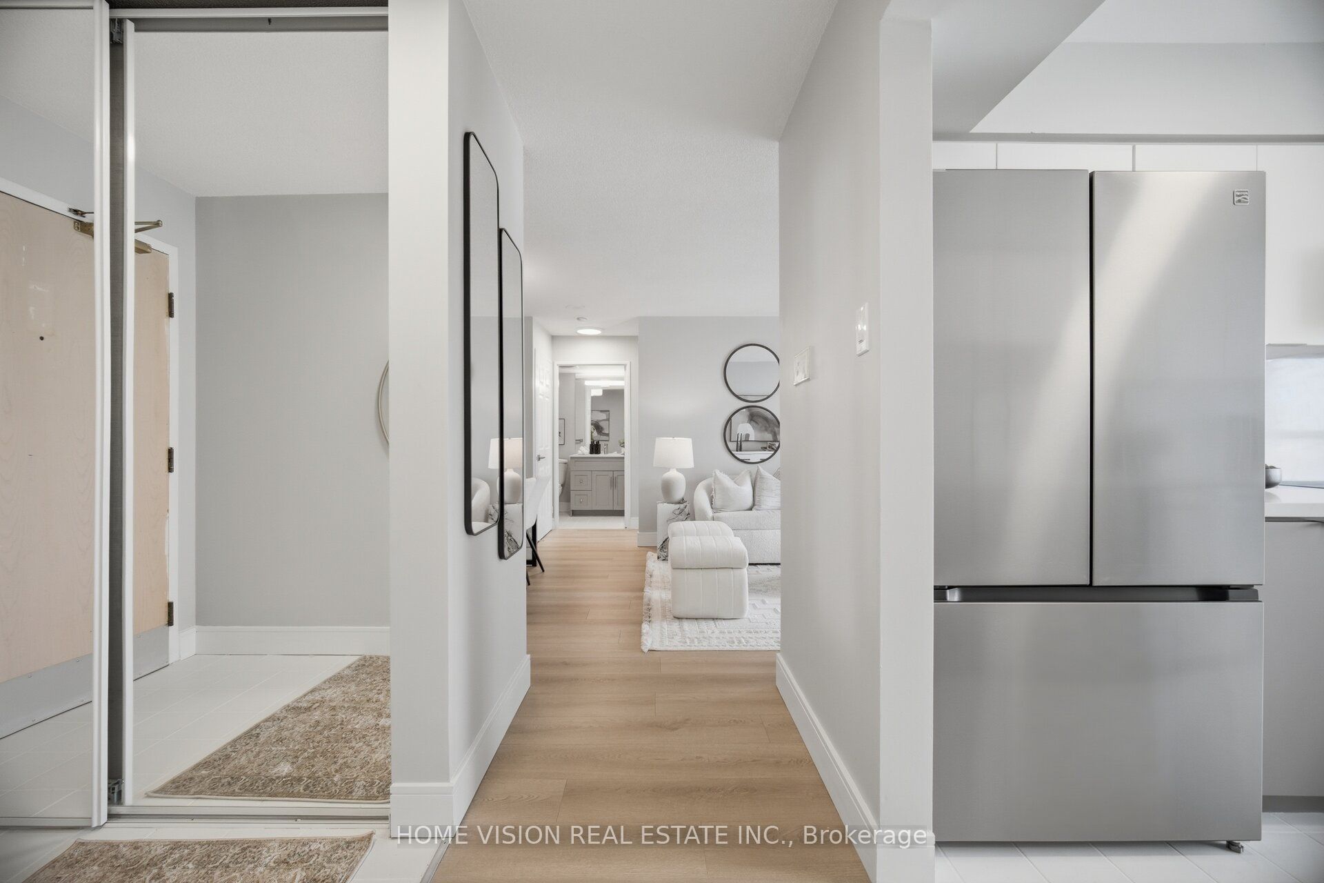 400 Webb Drive S 1407, Mississauga, ON L5B 3Z7 photo 3