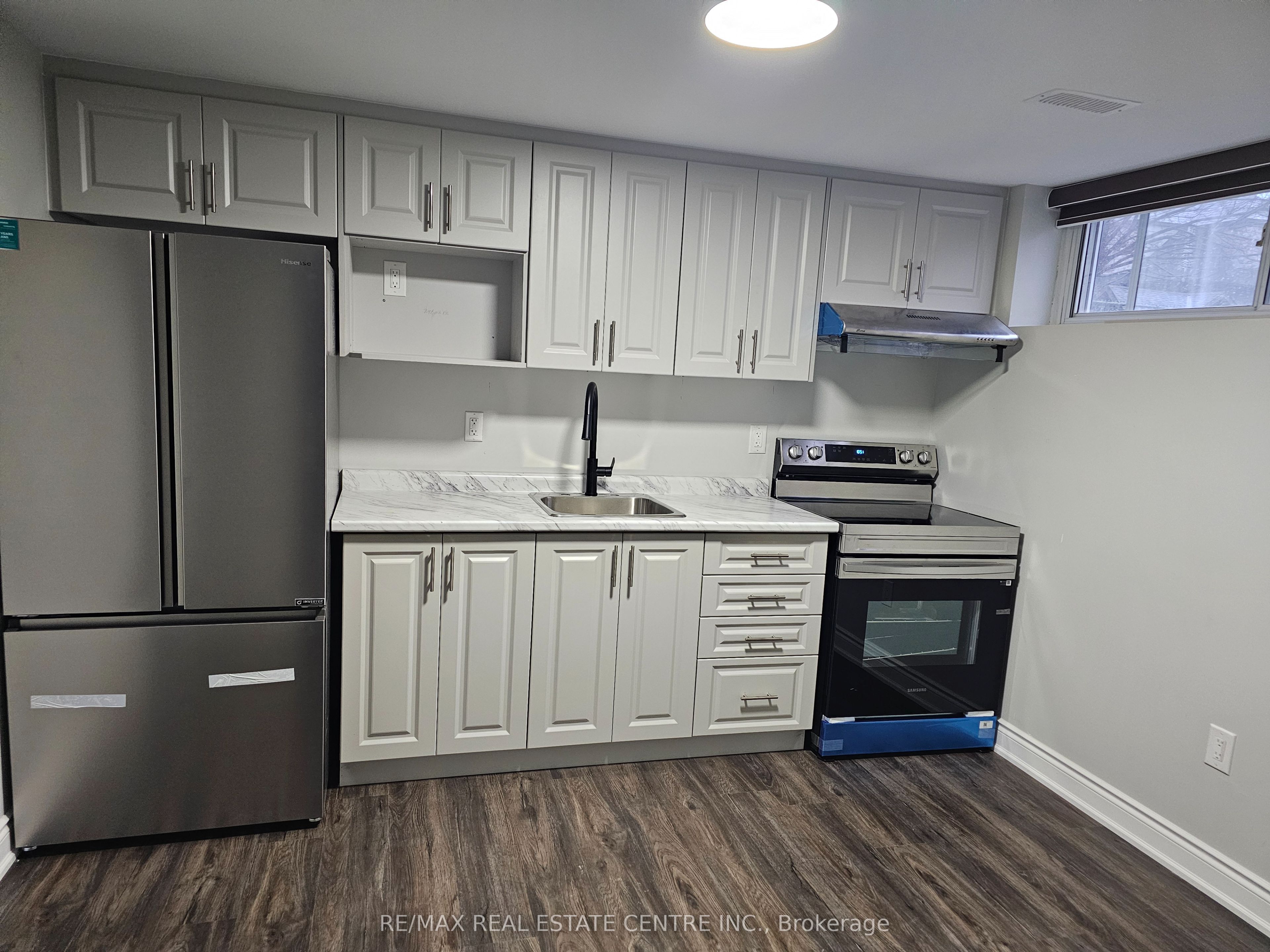 180 Randi Road Basement, Mississauga, ON L5A 1V5 photo 5