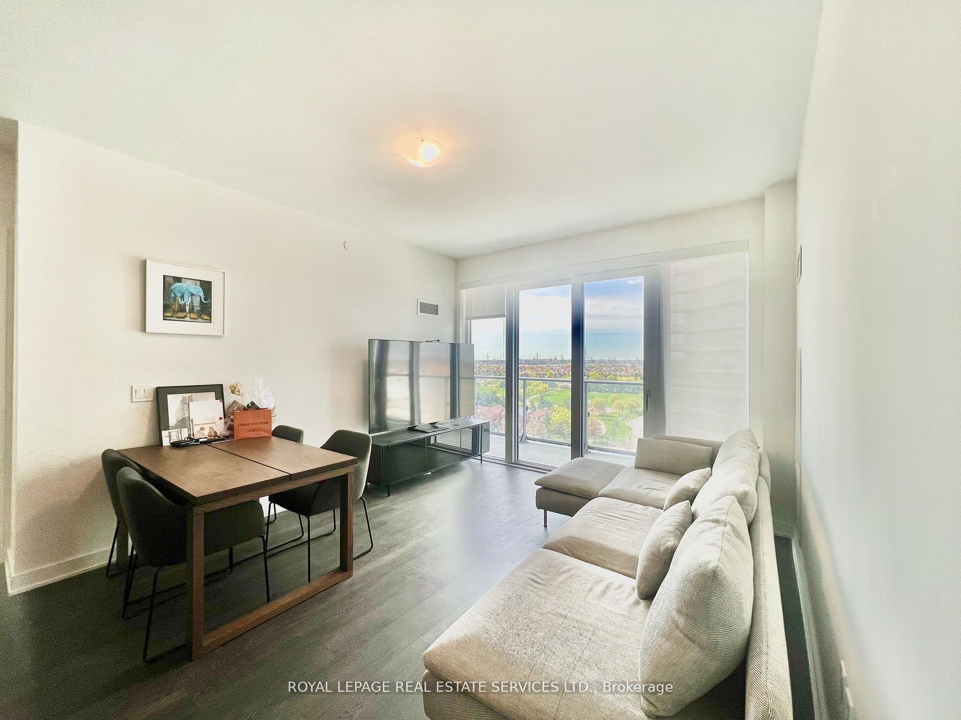 4675 Metcalfe Avenue S 904, Mississauga, ON L5M 0Z8 photo 2